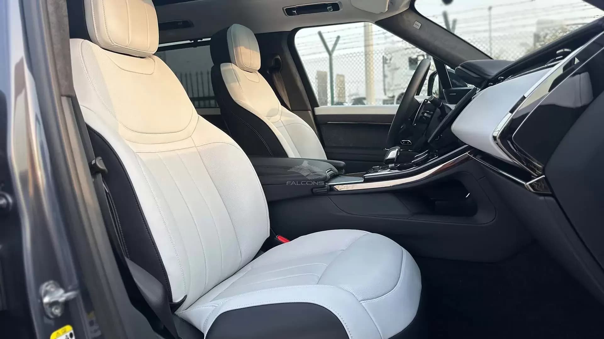 3.0L FE AUTOBIOGRAPHY TT HYBRID - Image 10