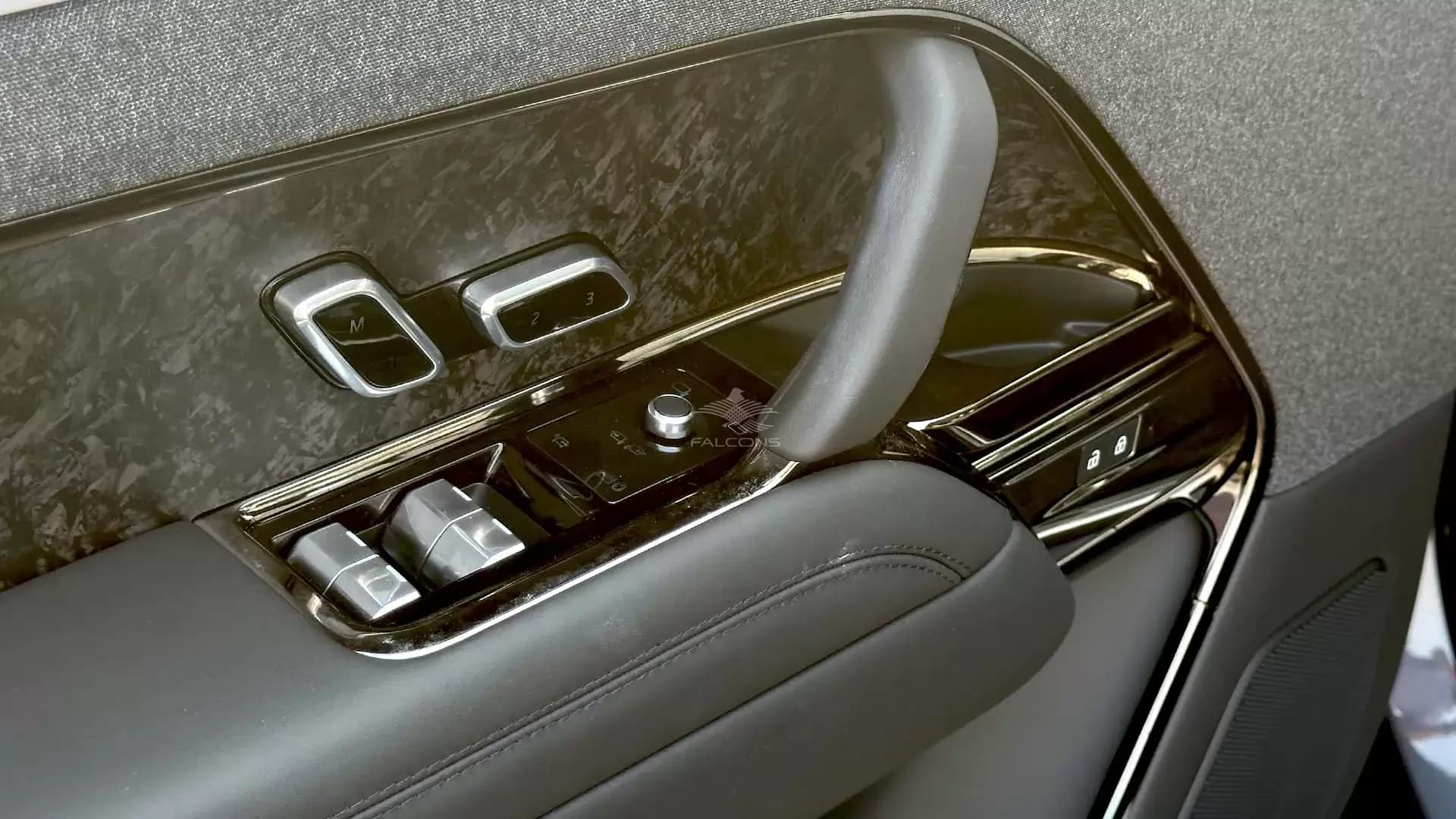 3.0L FE AUTOBIOGRAPHY TT HYBRID - Image 12