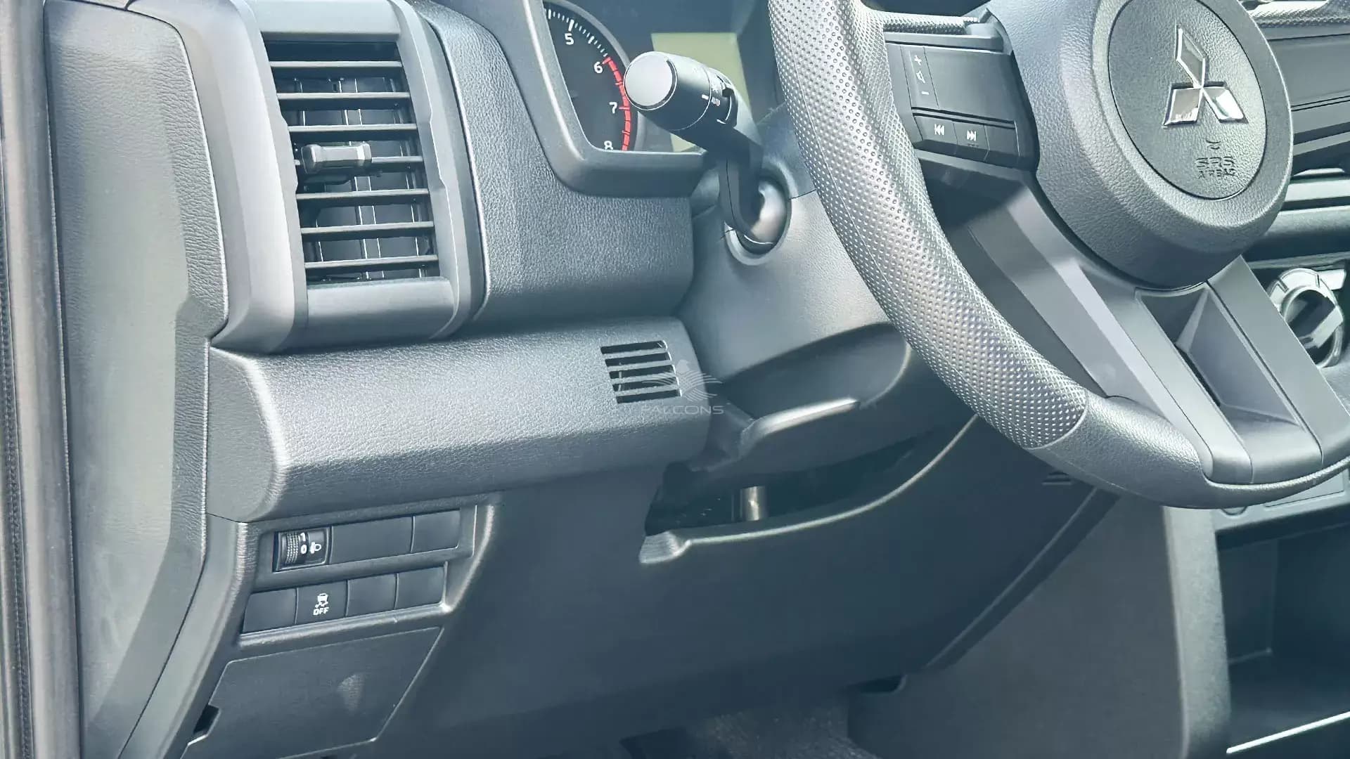 2.4L GLX New Face DC 4WD 5MT - Image 16