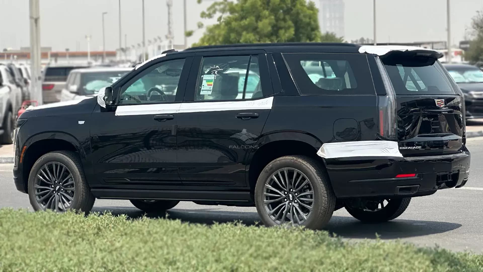 6.2L Sport Platinum 4WD AT - Image 2