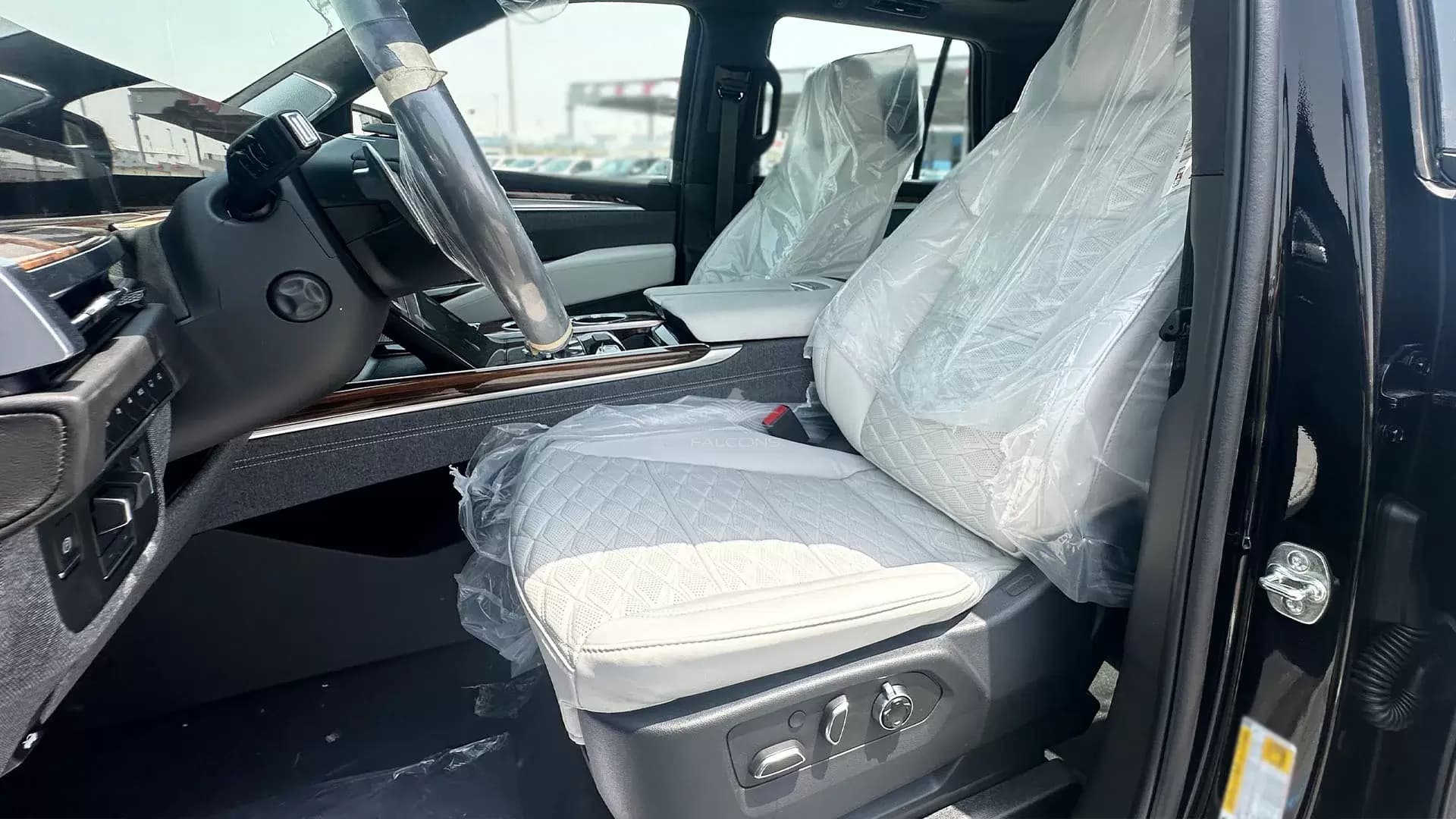 6.2L Sport Platinum 4WD AT - Image 11