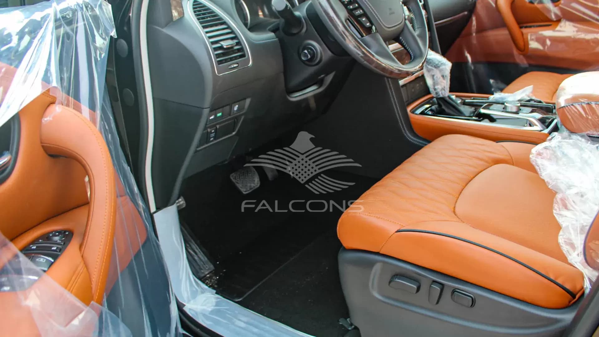 PLATINUM CITY 5.6L V8 AT - Image 10