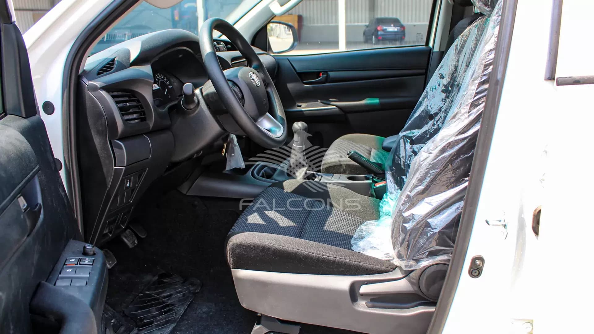 2.4L GL Diesel MID D DC 4WD MT - Image 10