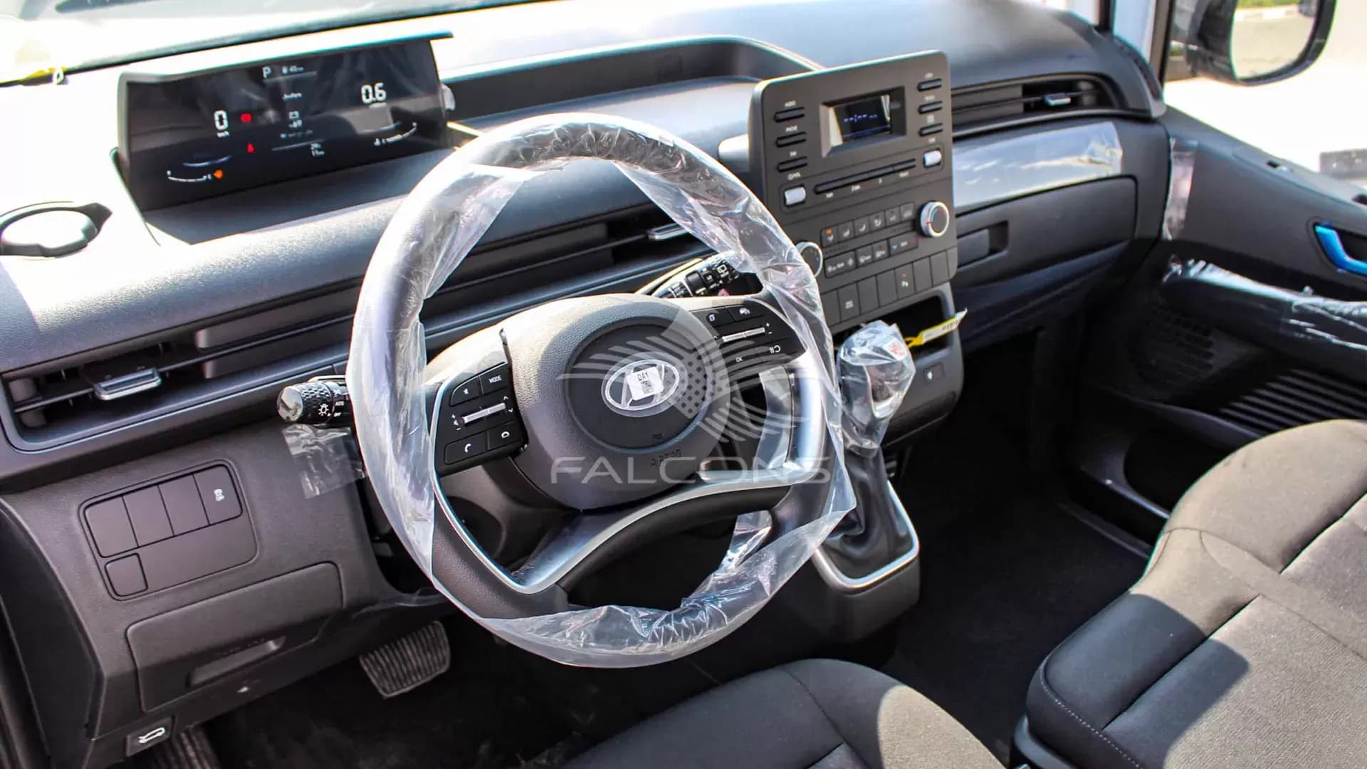 3.5L STARIA 11 STR COMFORT AT - Image 18