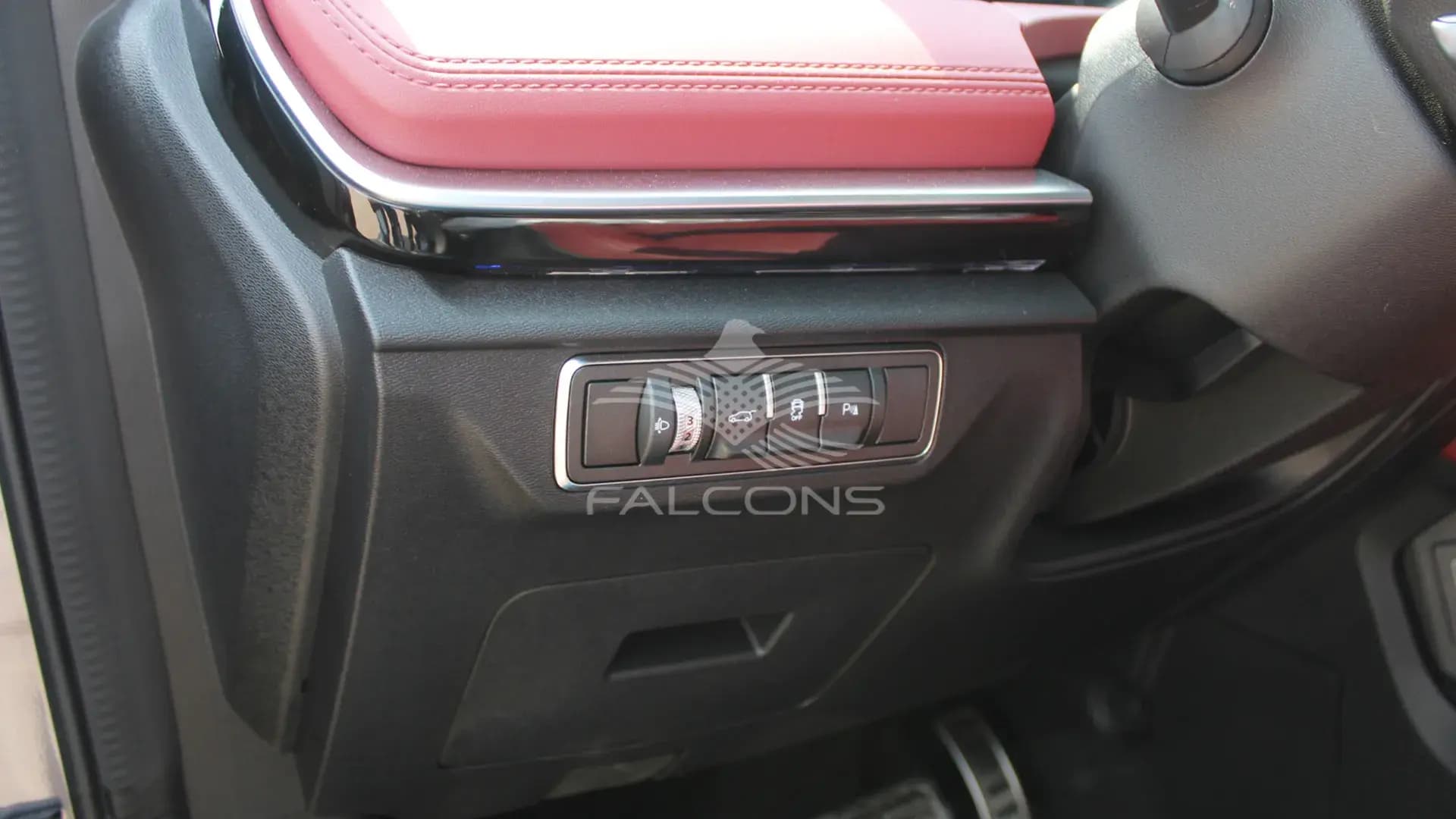 1.6L V4 7Seater AT - Image 16