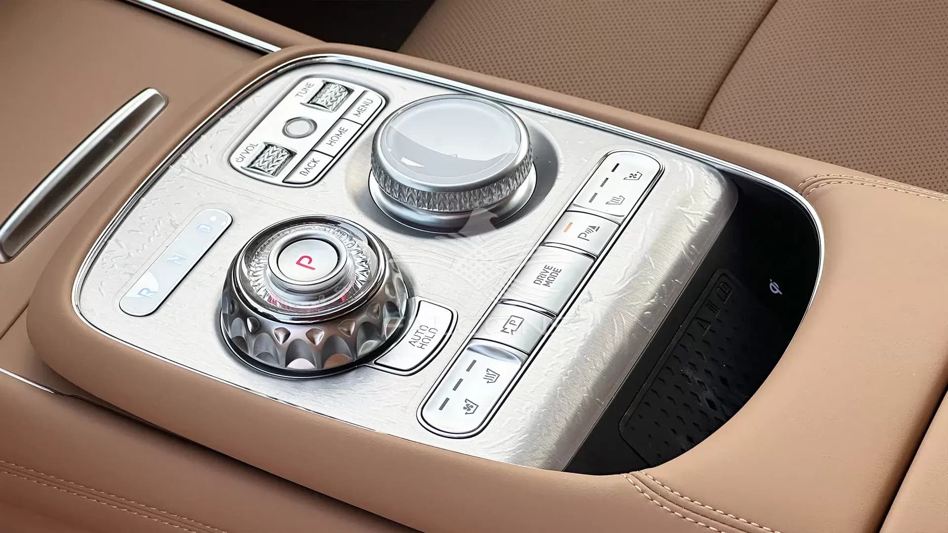 3.5T PRESTIGE RWD P25 - Image 20