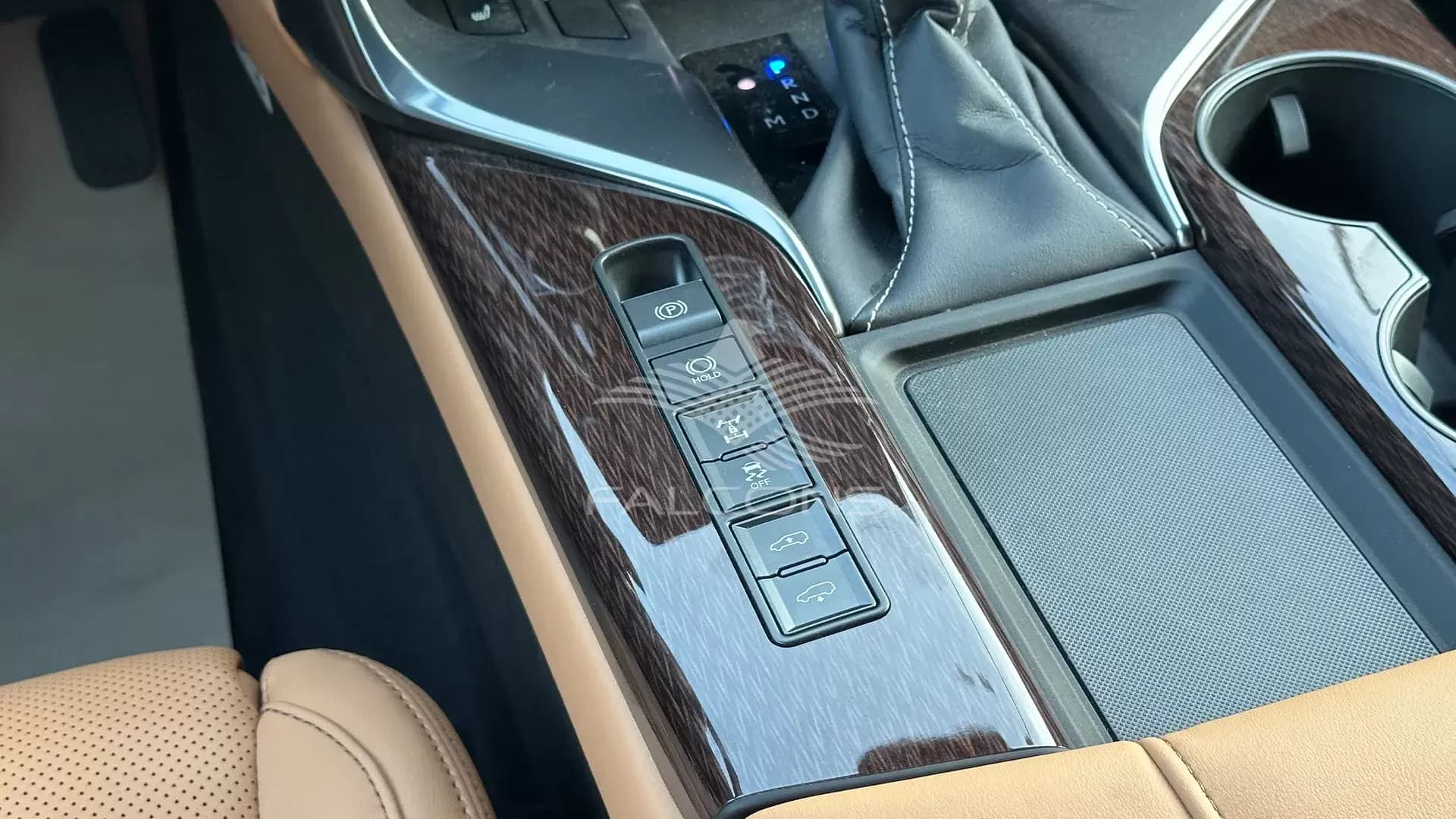 3.5L TURBO PLUS AT - Image 18