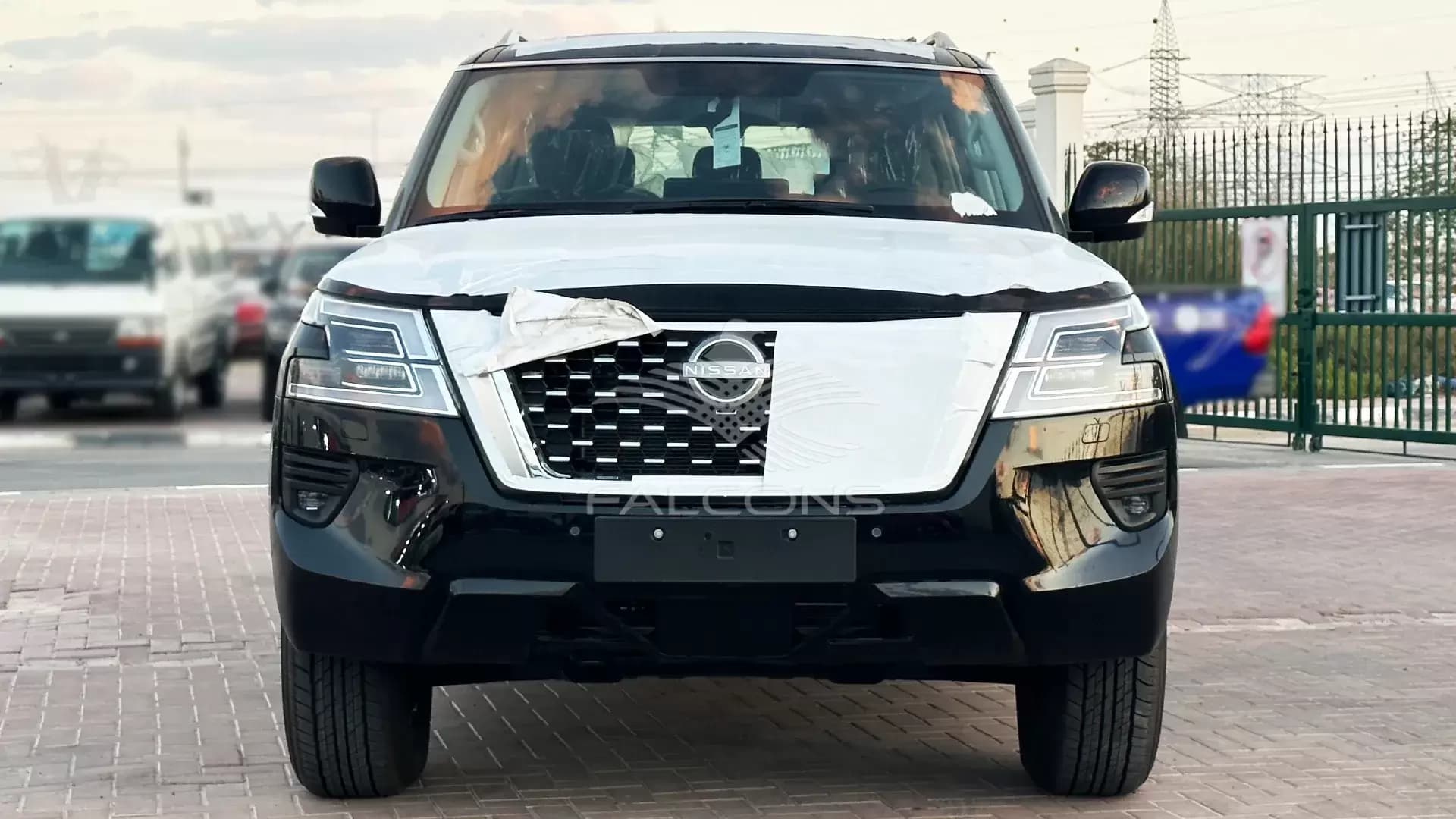 4.0L TITANIUM V6 7AT P 2023 - Image 6