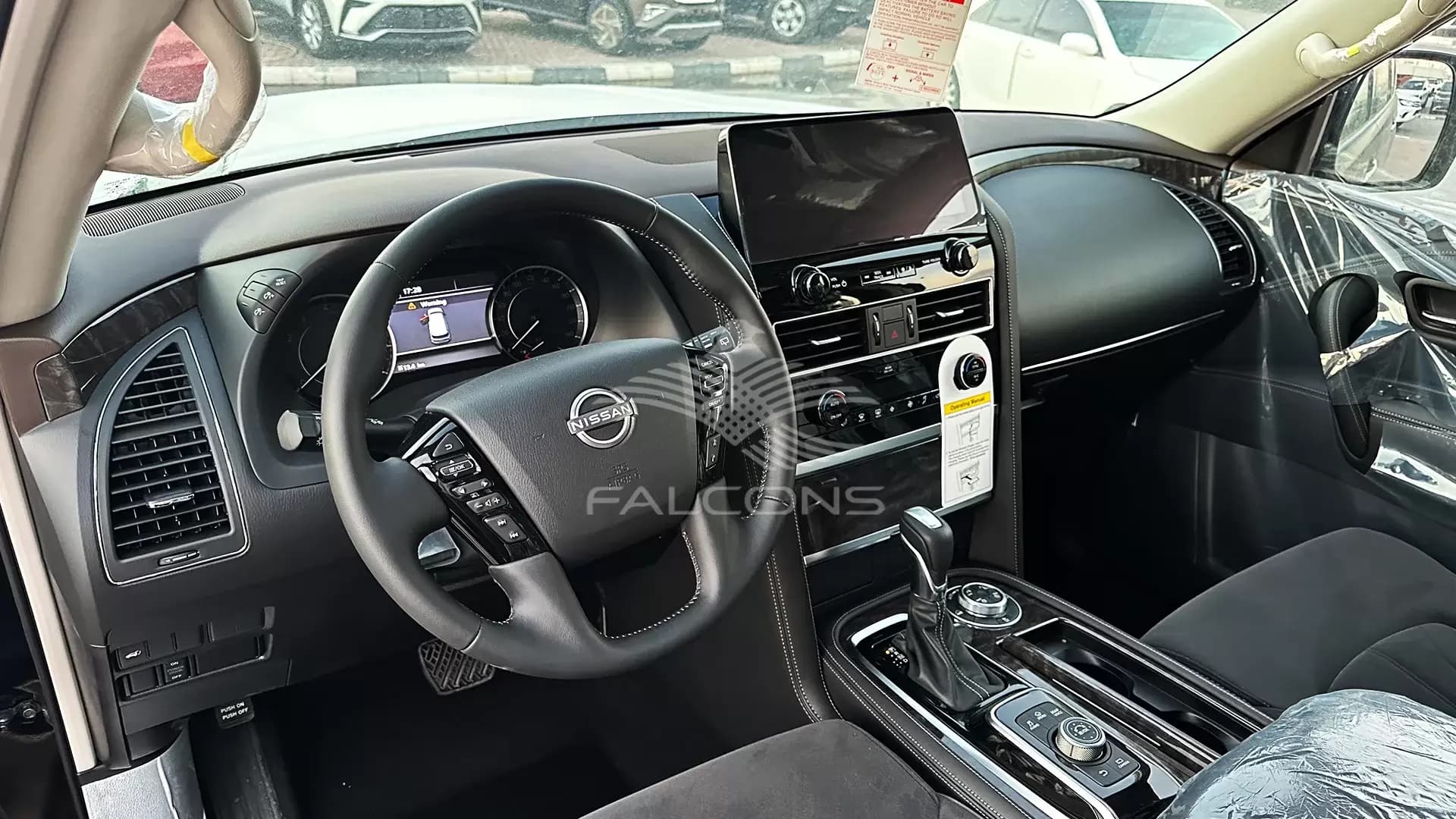 4.0L TITANIUM V6 7AT P 2023 - Image 16