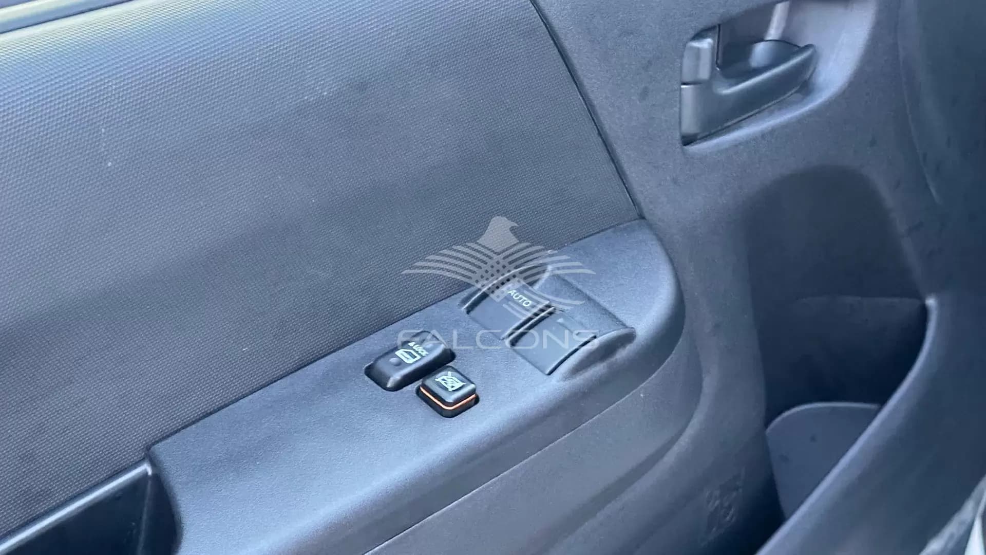 2.7L VAN HIGH ROOF AMBULANCE P MT - Image 6