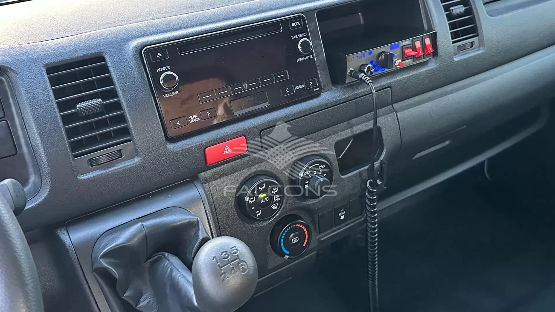 2.7L VAN HIGH ROOF AMBULANCE P MT - Image 8