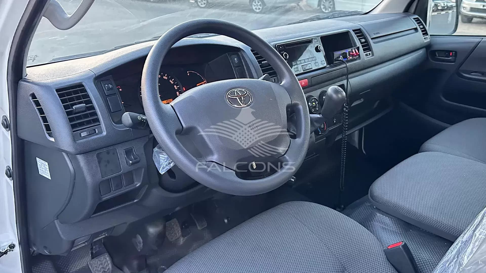 2.7L VAN HIGH ROOF AMBULANCE P MT - Image 9