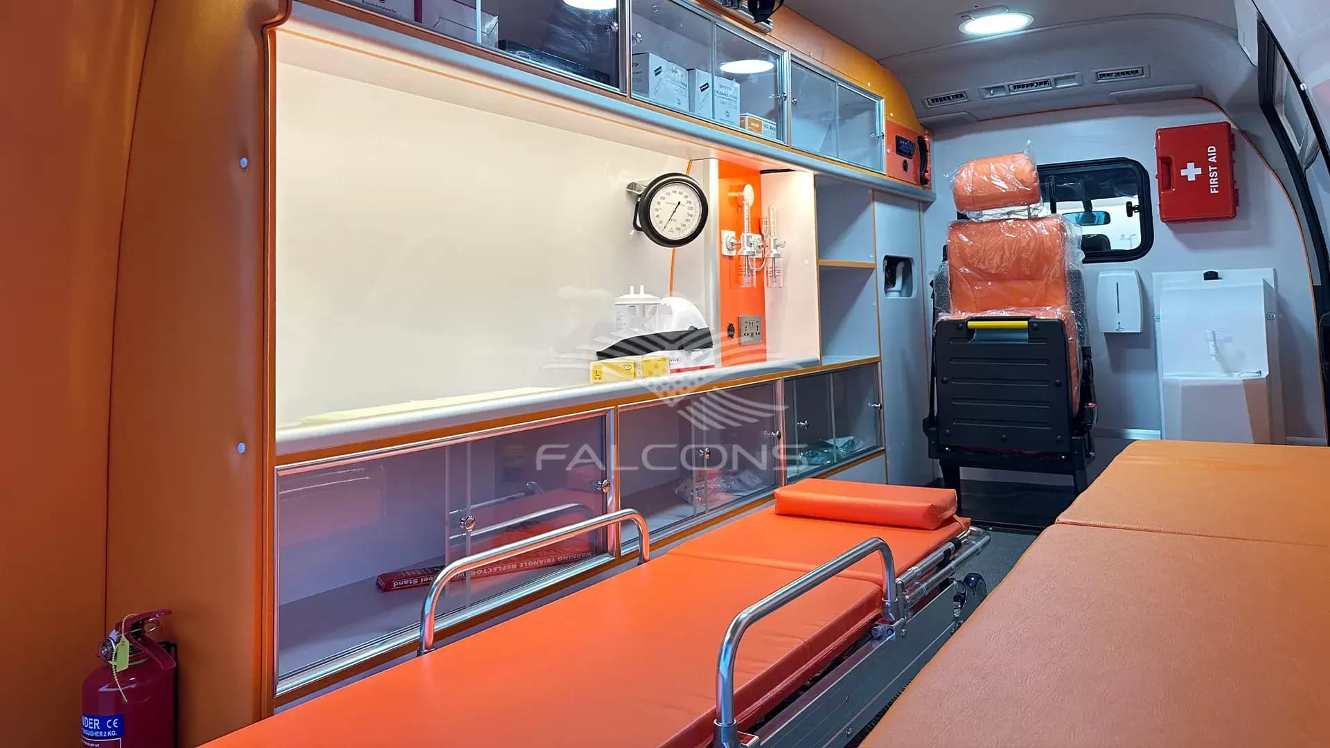 2.7L VAN HIGH ROOF AMBULANCE P MT - Image 15