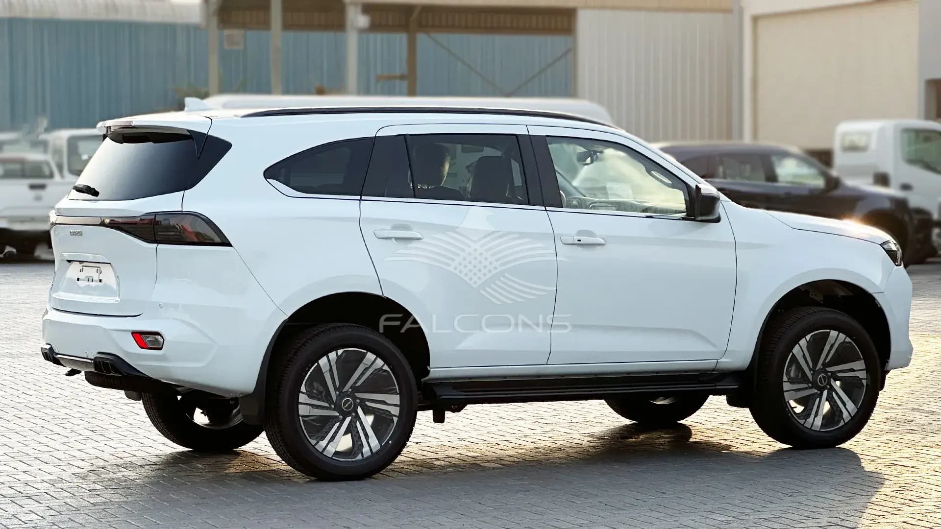 3.0L 4x4 7 STR Full Option AT - Image 8