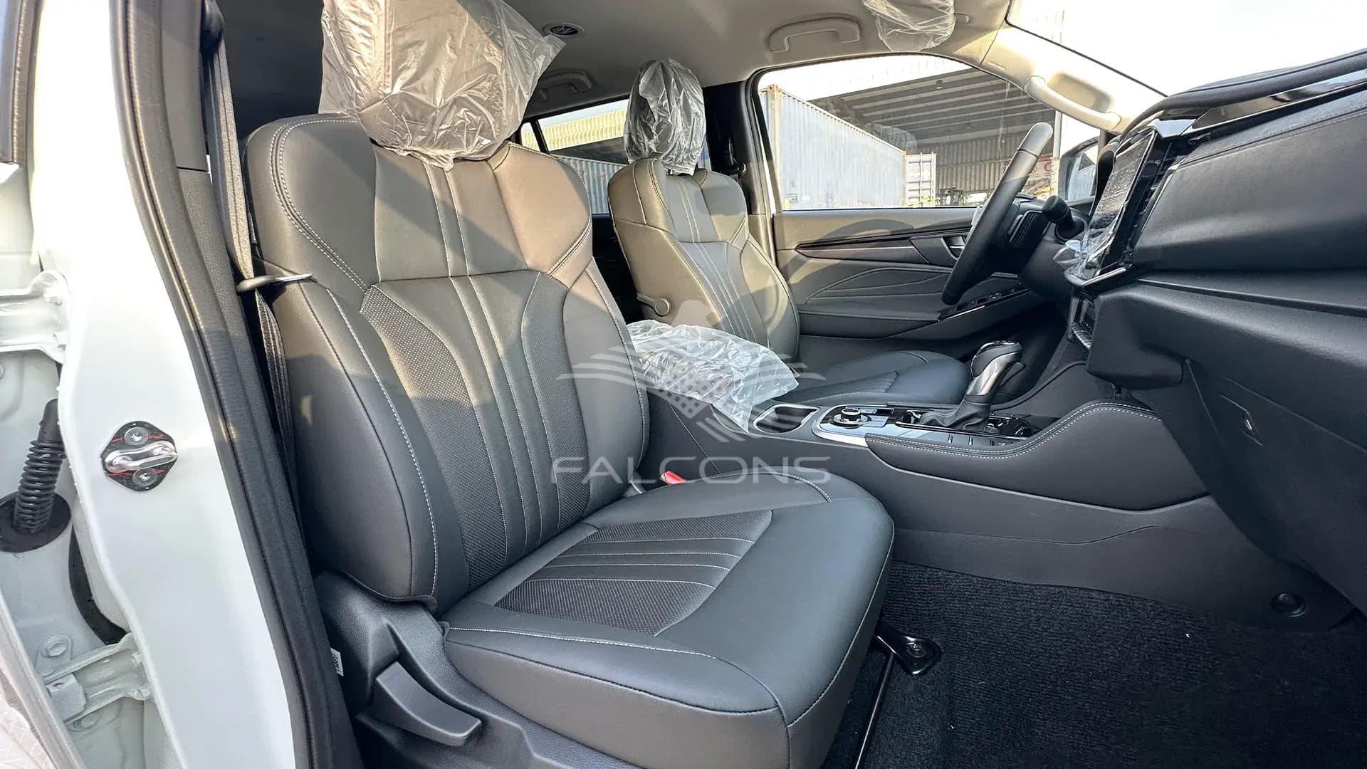 3.0L 4x4 7 STR Full Option AT - Image 14