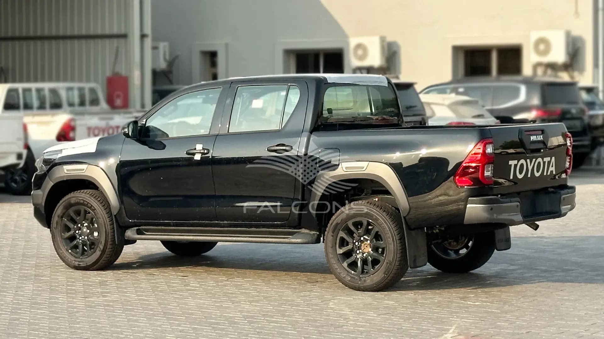 2.8L D DC 4WD 5P ADVENTURE 6AT - Image 2