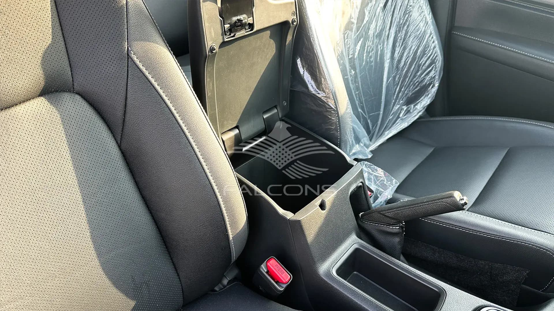 2.8L D DC 4WD 5P ADVENTURE 6AT - Image 17