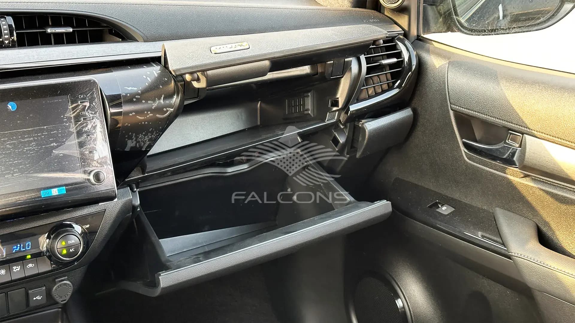 2.8L D DC 4WD 5P ADVENTURE 6AT - Image 18