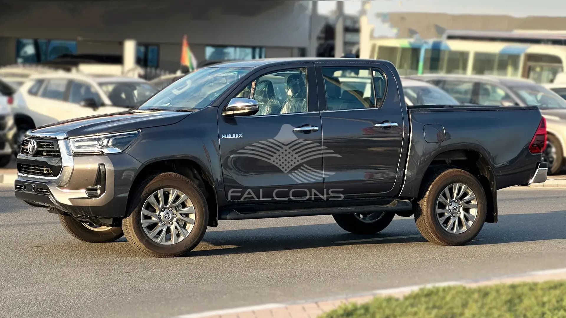 2.8L D DC 4WD RHD Full Option AT - Image 2