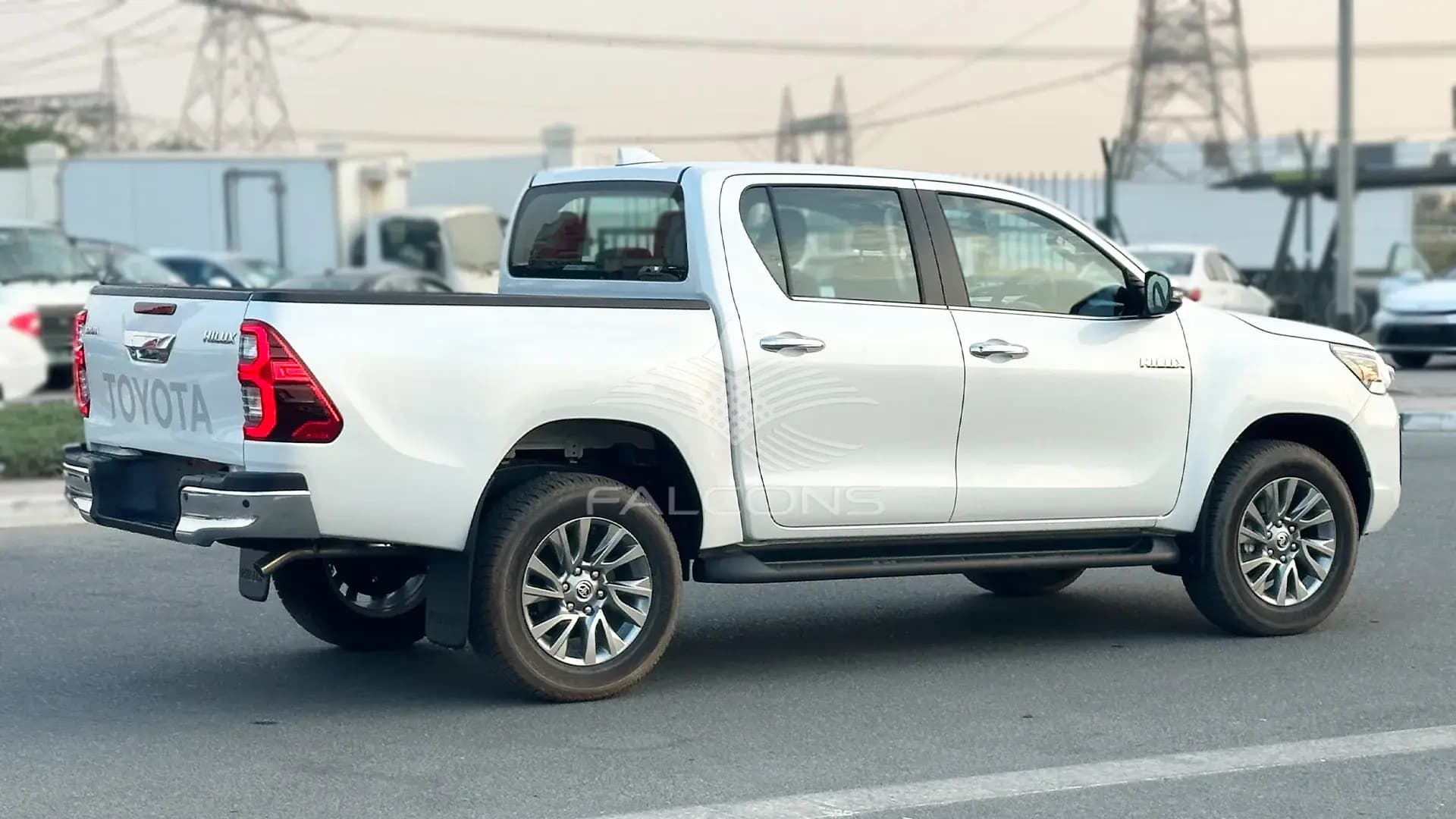 2.8L D DC 4WD RHD Full Option AT - Image 5