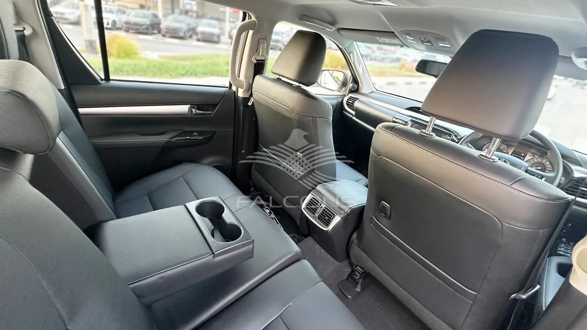 2.8L D DC 4WD RHD Full Option AT - Image 12