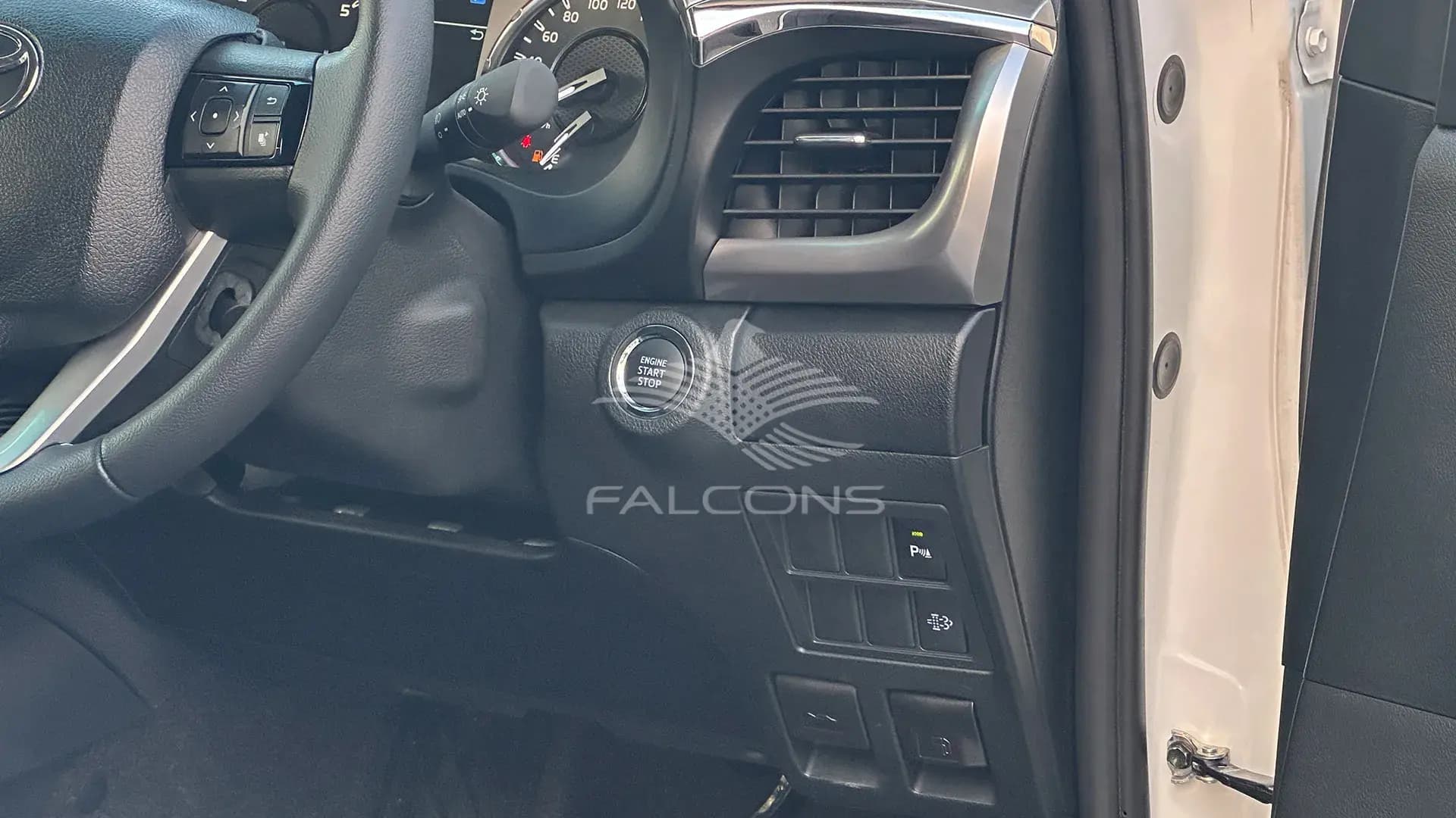 2.8L D DC 4WD RHD Full Option AT - Image 15