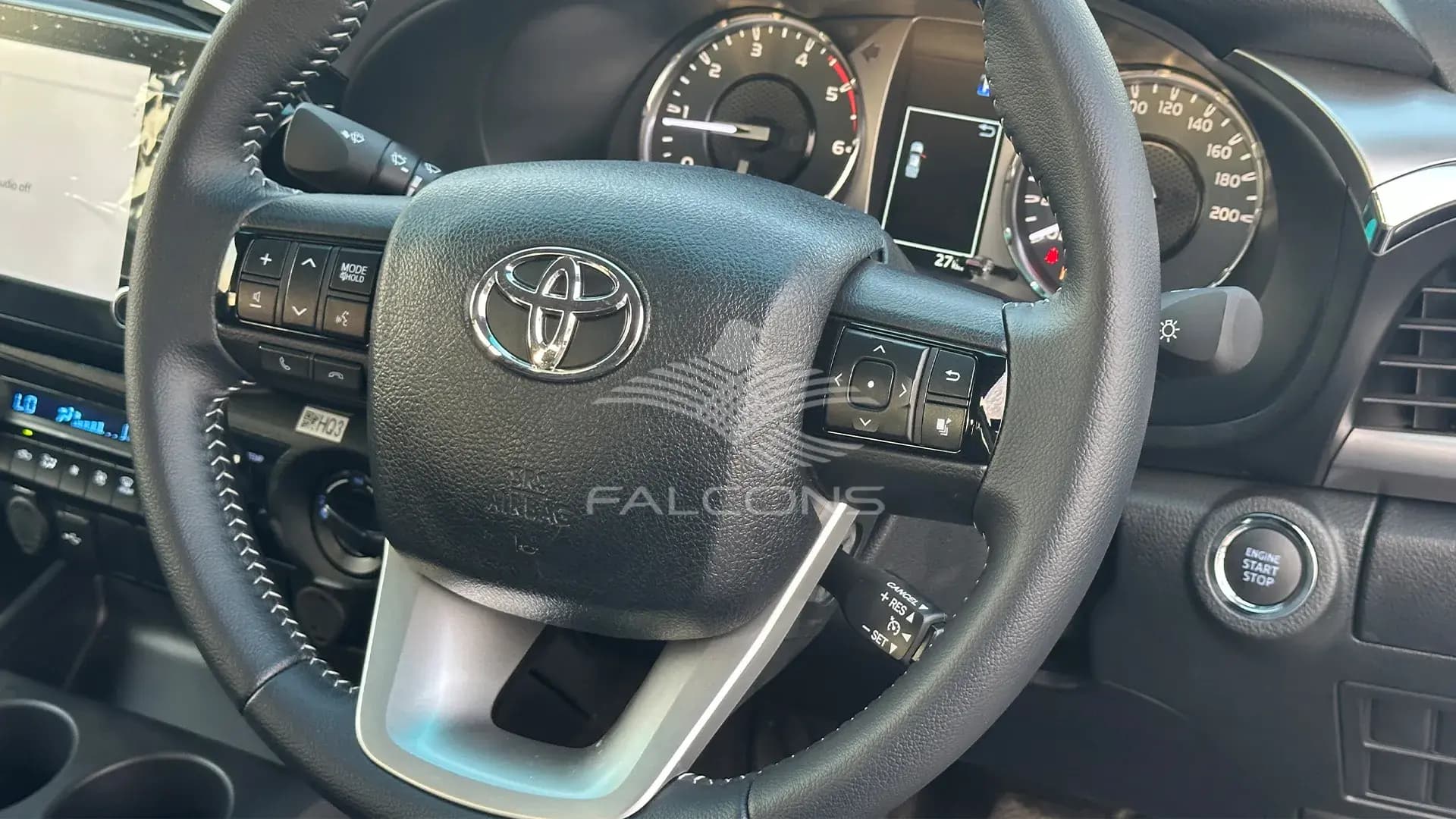 2.8L D DC 4WD RHD Full Option AT - Image 24