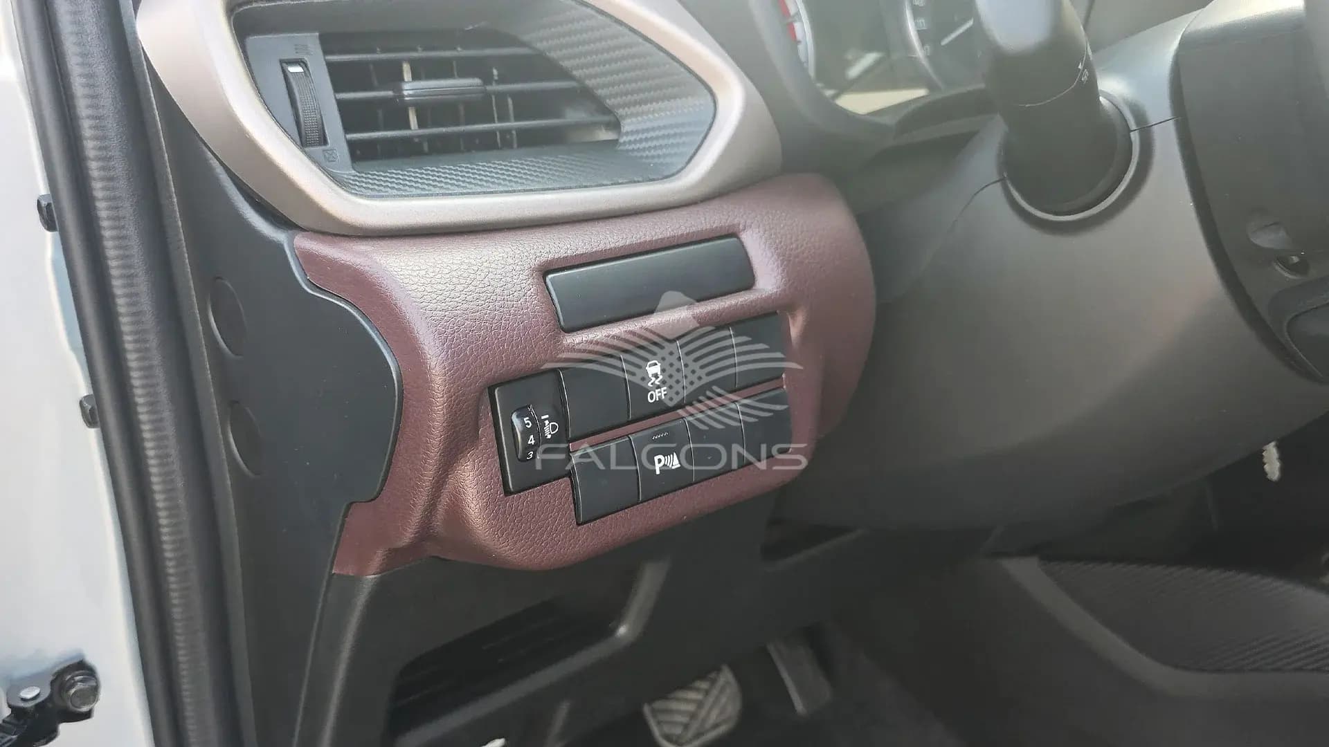 1462cc GL 2WD 4AT - Image 13