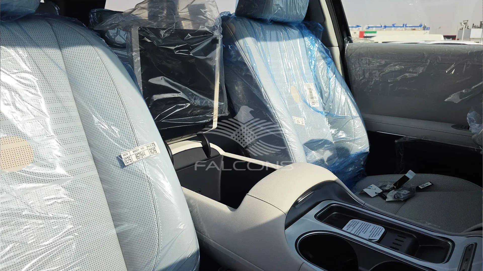 2.5L LX3 8-STR LTD - Image 20