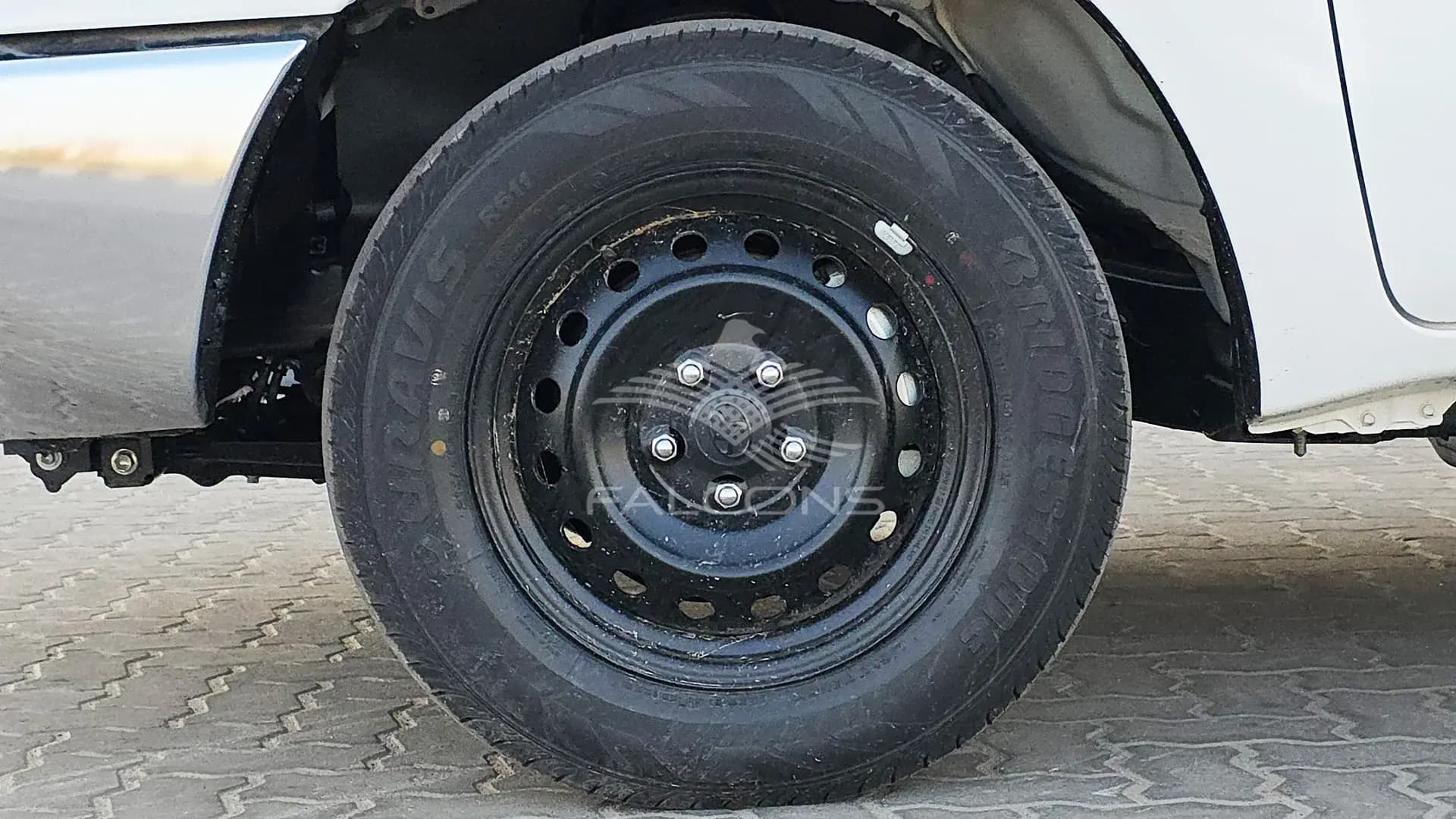 2.4L D SC 2WD HIGH MT - Image 7