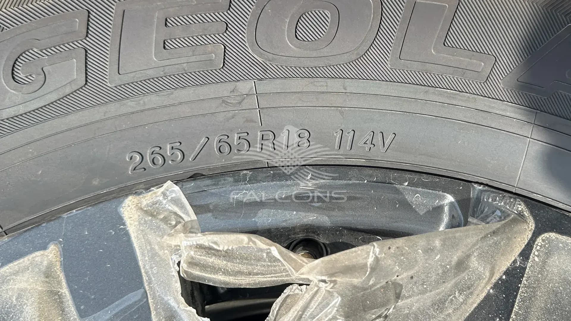 2.4L TURBO BASIC NG 4X4 8AT - Image 9