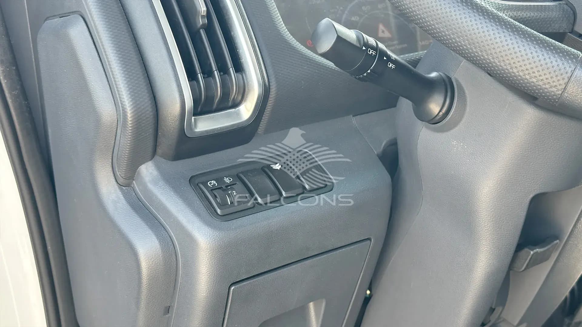 4500WB 2WD TRUCK 162KW 8T - Image 14