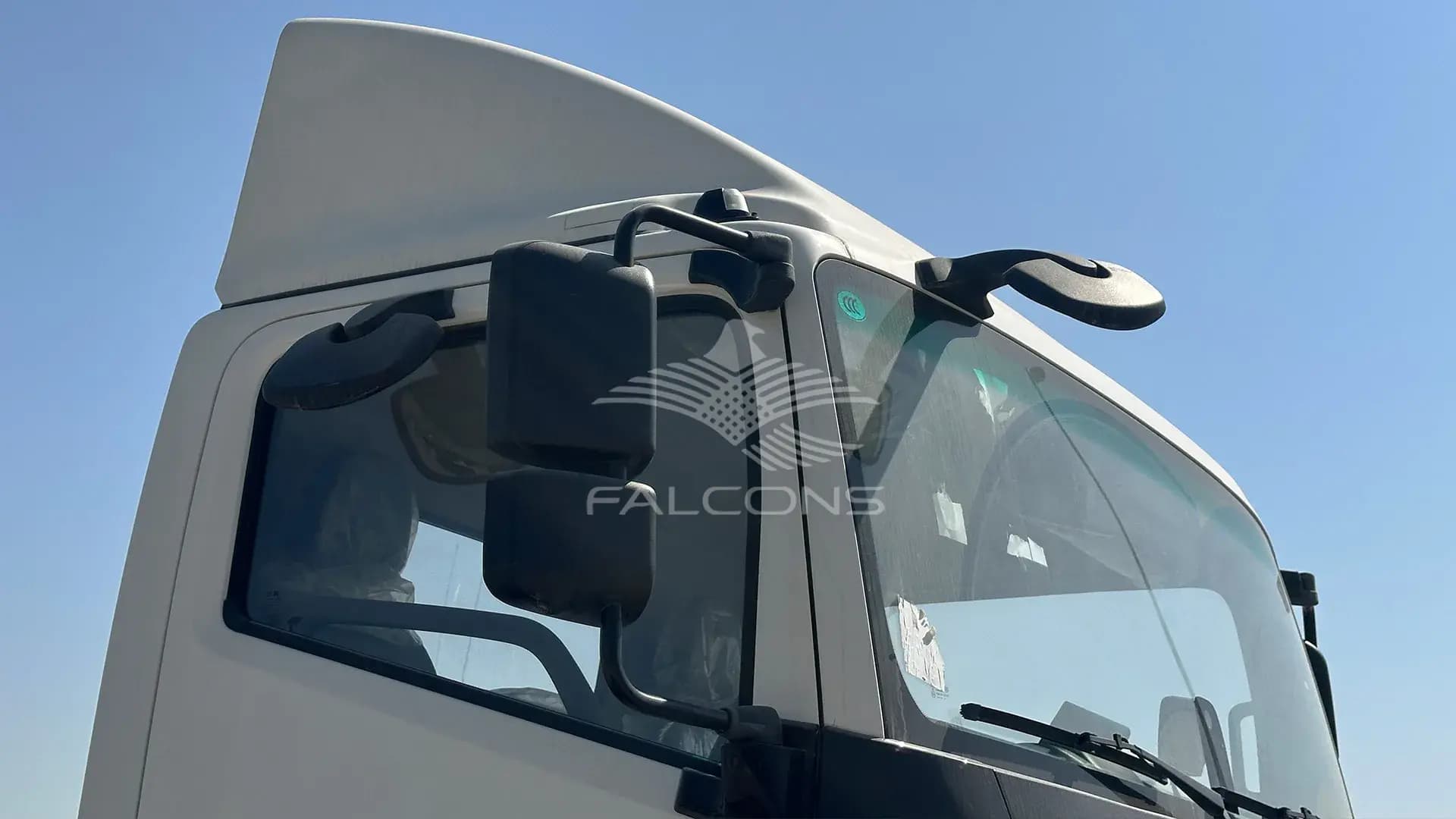 4500WB 2WD TRUCK 162KW 8T - Image 23