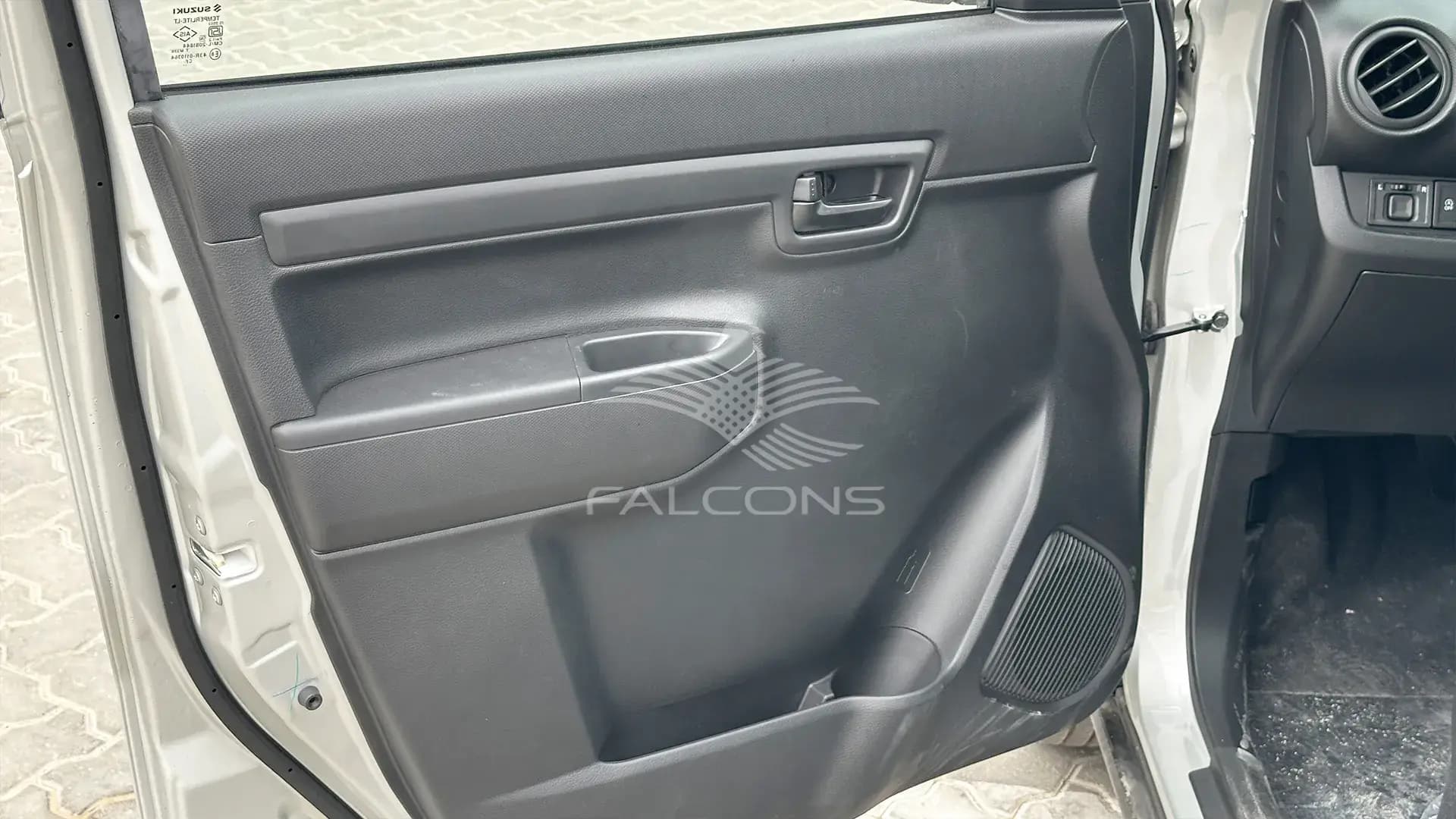 1.0L GL AMT A/W DAB - Image 8