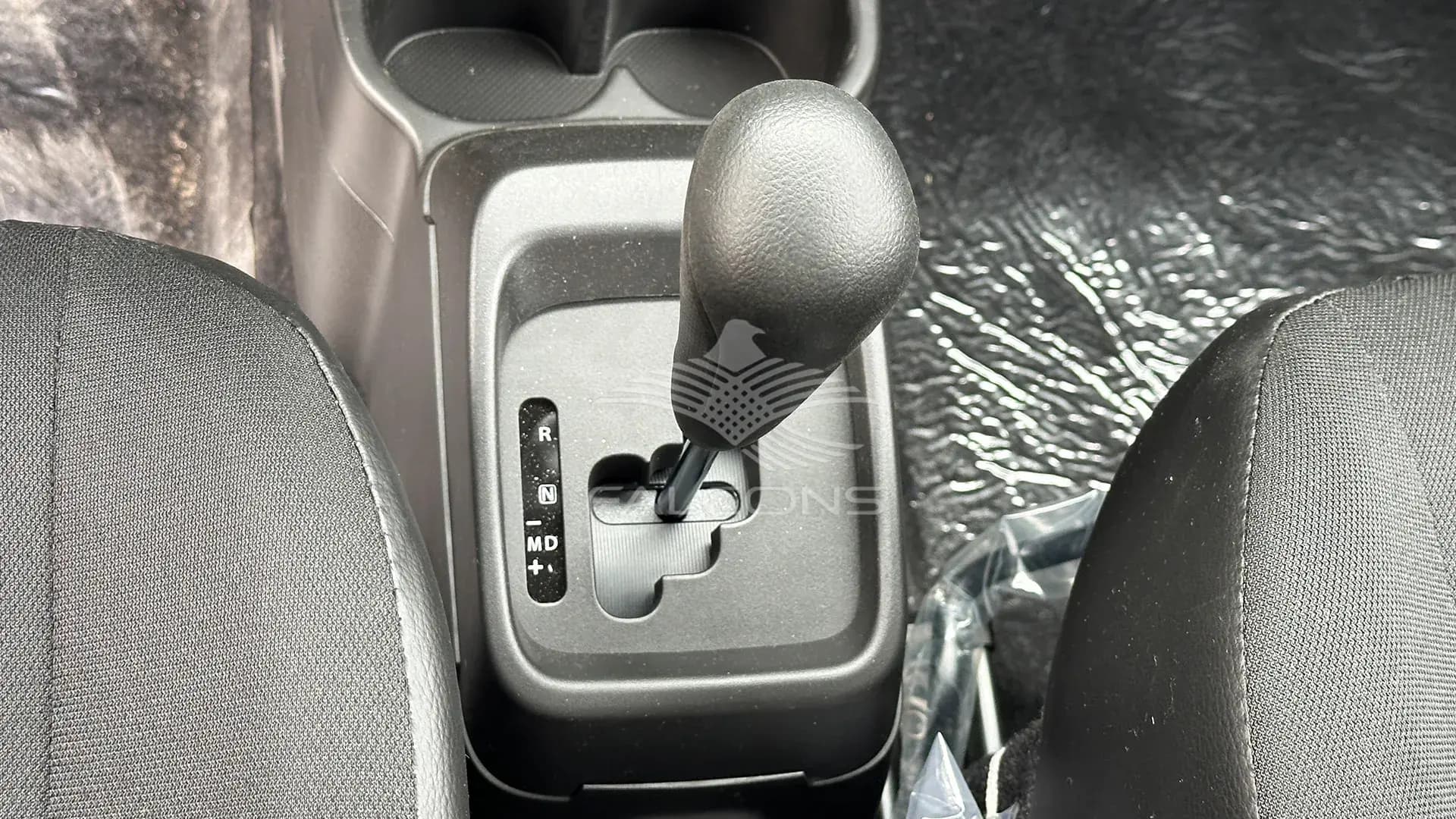 1.0L GL AMT A/W DAB - Image 13