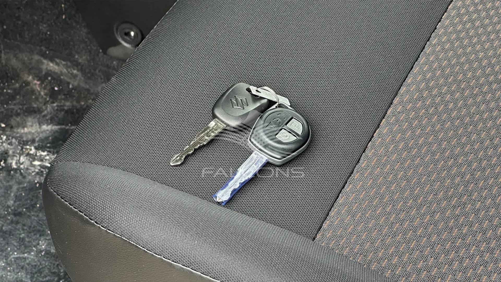 1.0L GL AMT A/W DAB - Image 16