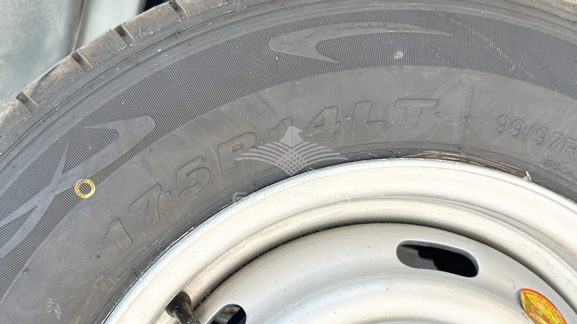 1249CC 2WD 1T PAYLOAD CARGO MT - Image 9