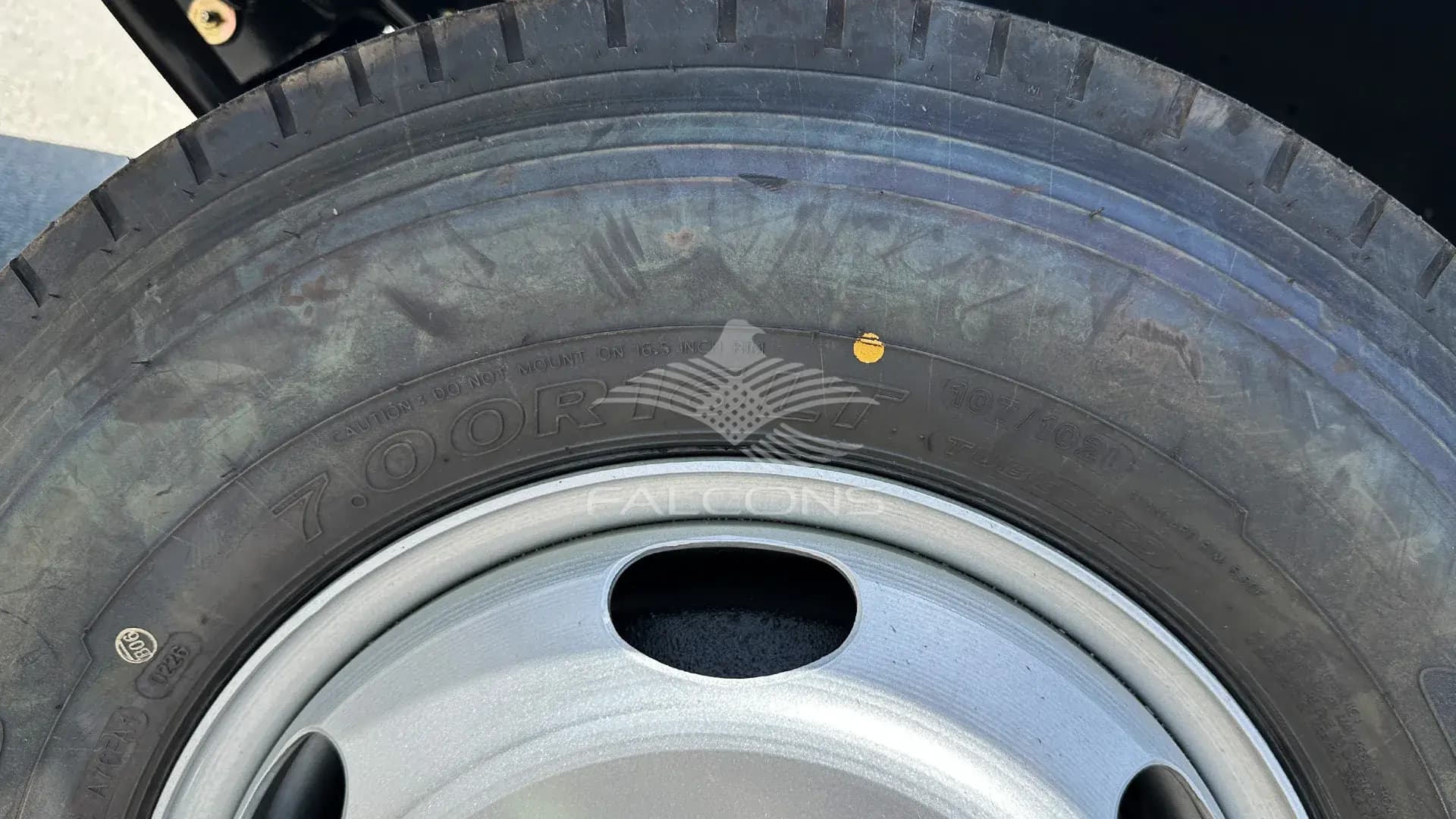 2771CC 2WD ISUZU ENGINE 3T PAYLOAD CARGO MT - Image 13