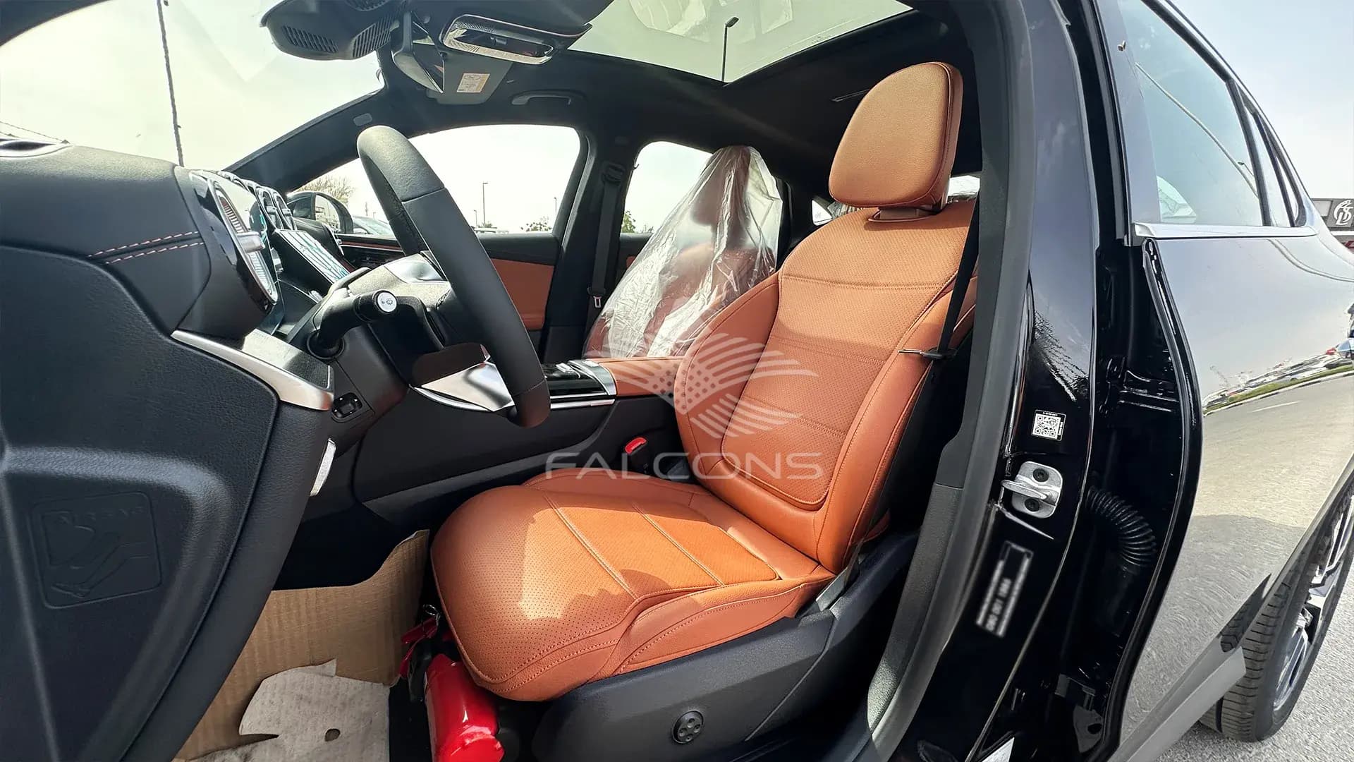 2.0L 300 4MATIC AT Coupe - Image 15