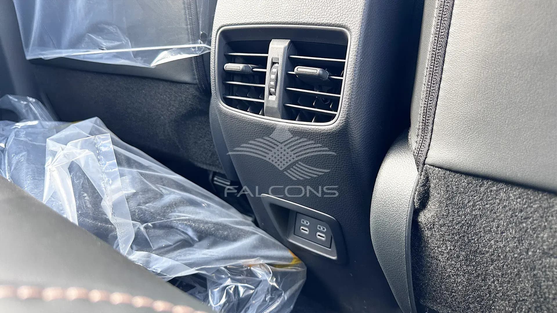 2.0L Deluxe Hybrid AT - Image 14