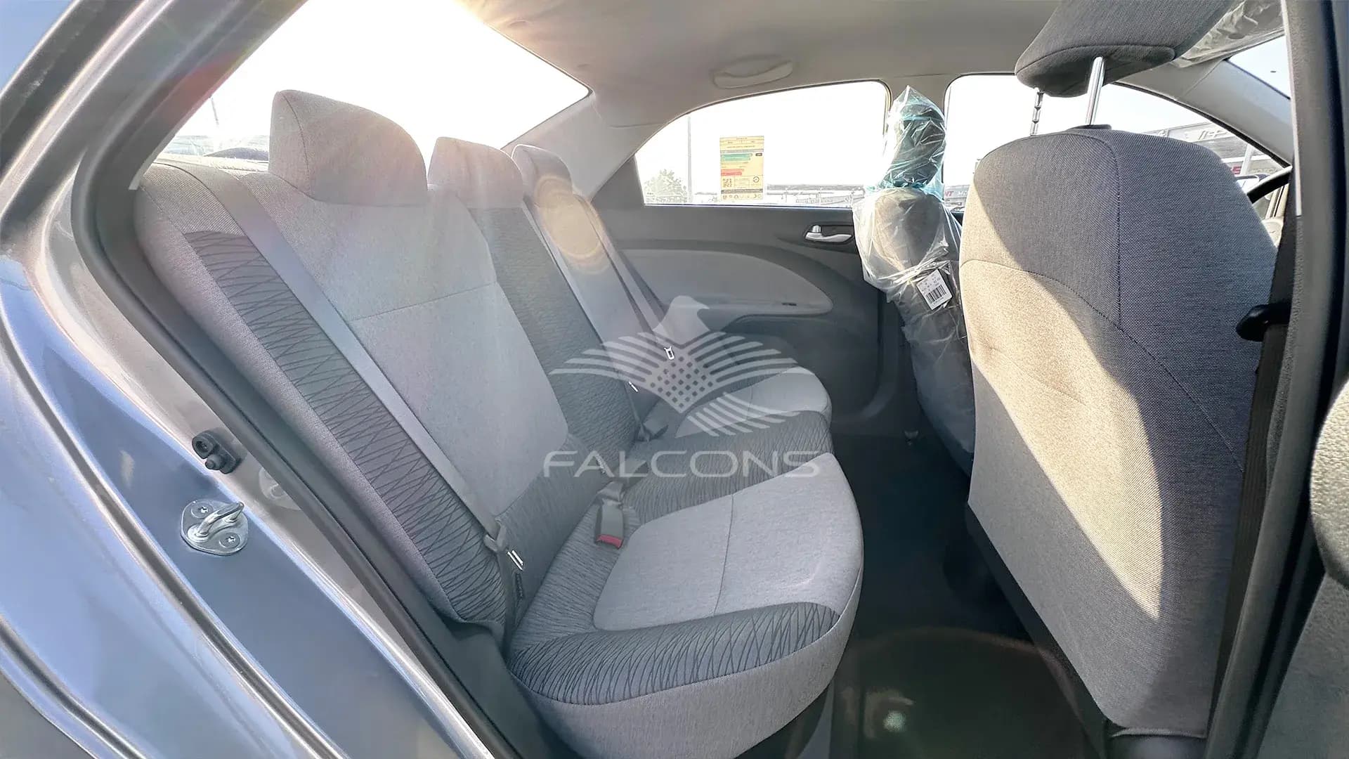 1.4L AT - Image 12
