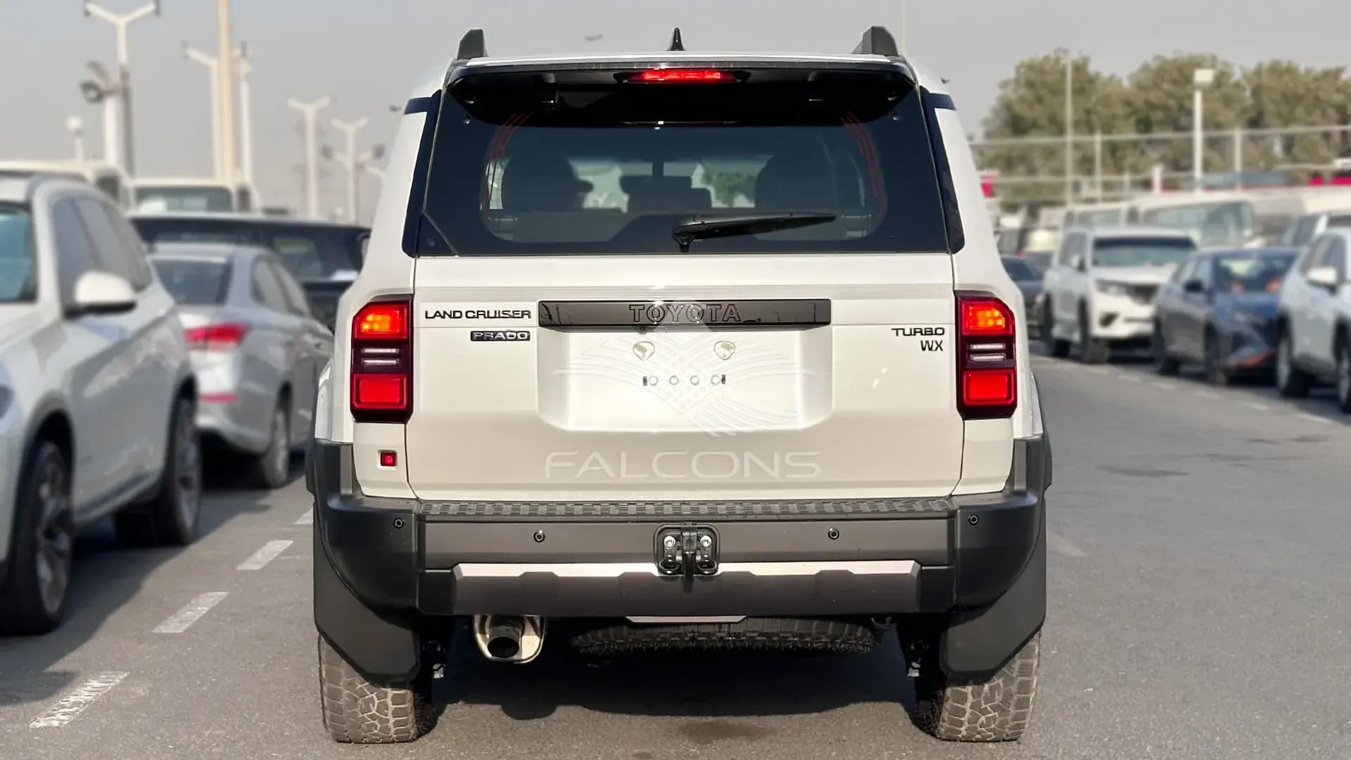 2.4L NG TURBO PETROL 4X4 WX 7P 8AT - Image 4