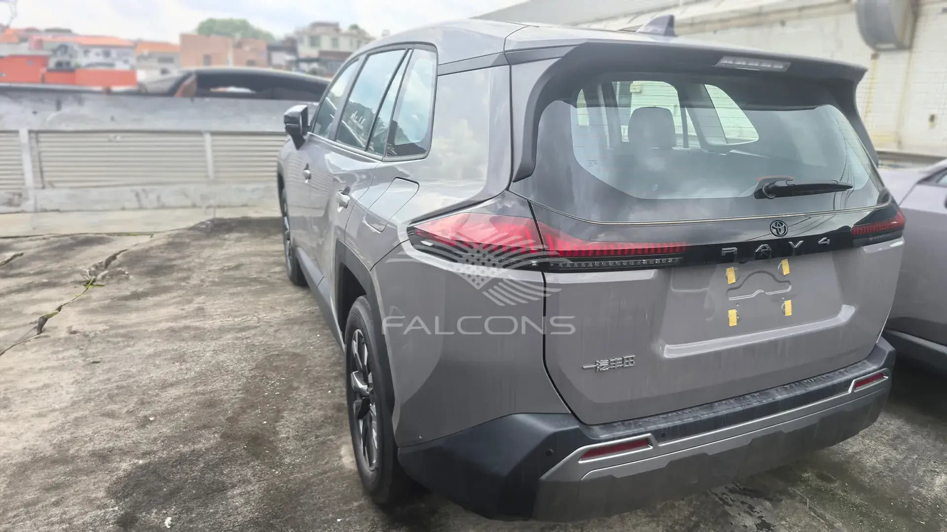 2.0L 2WD LUXURY P AT - Image 9