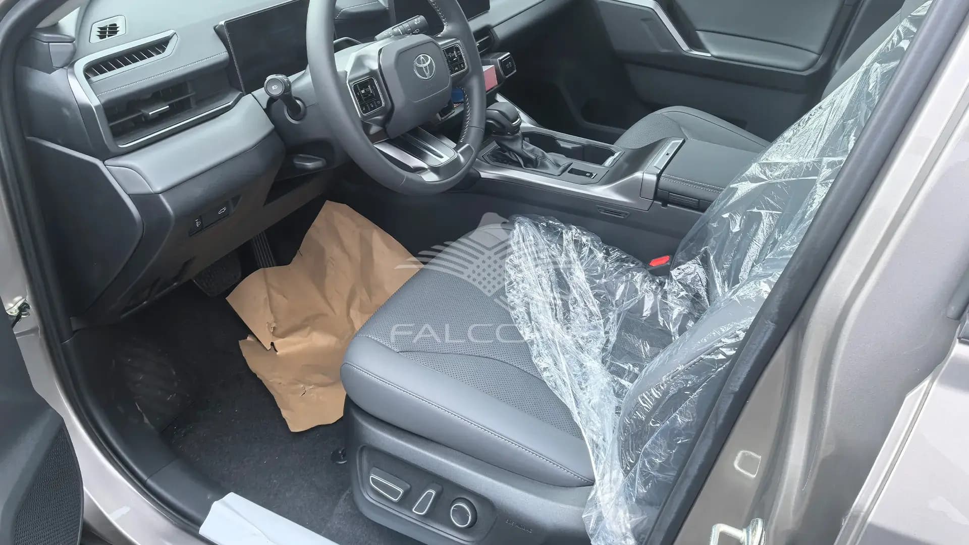2.0L 2WD LUXURY P AT - Image 16