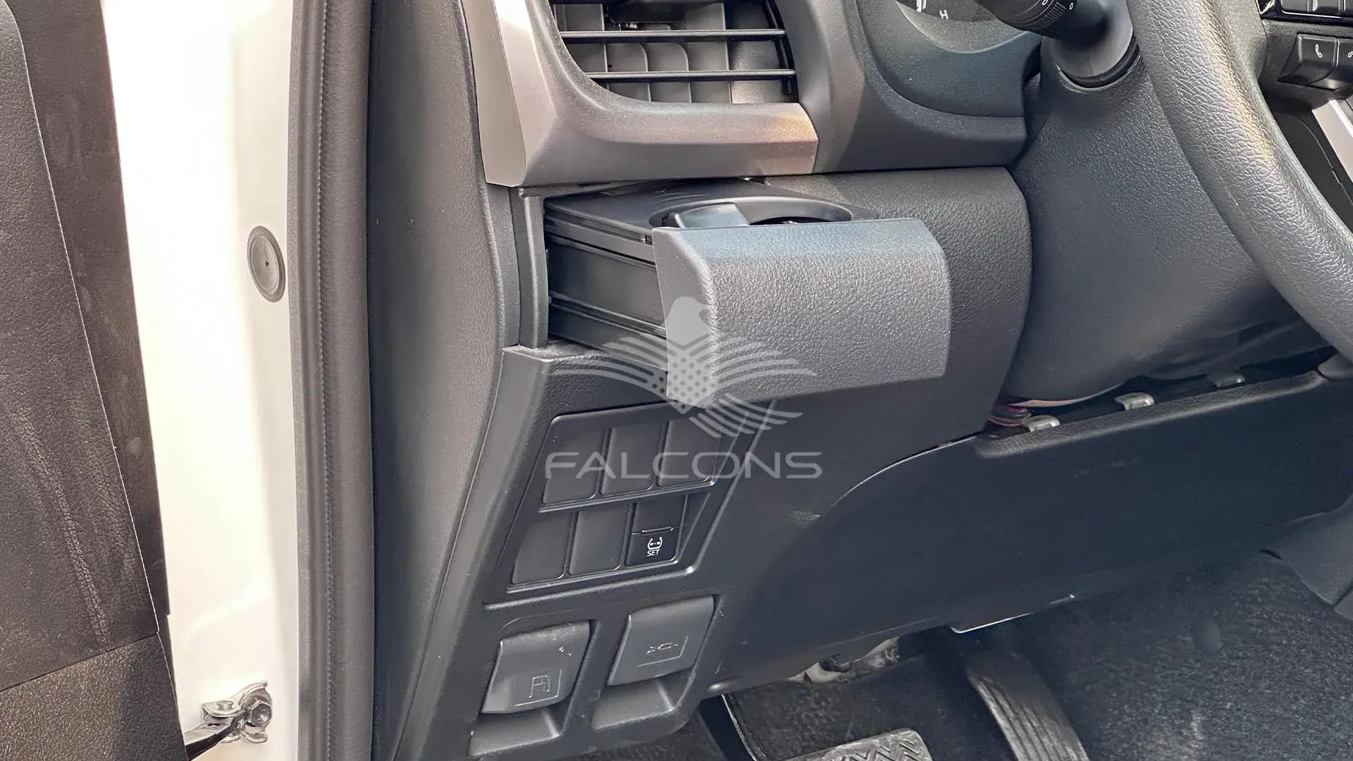 2.7L GCC FULL OPTION AT - Image 15