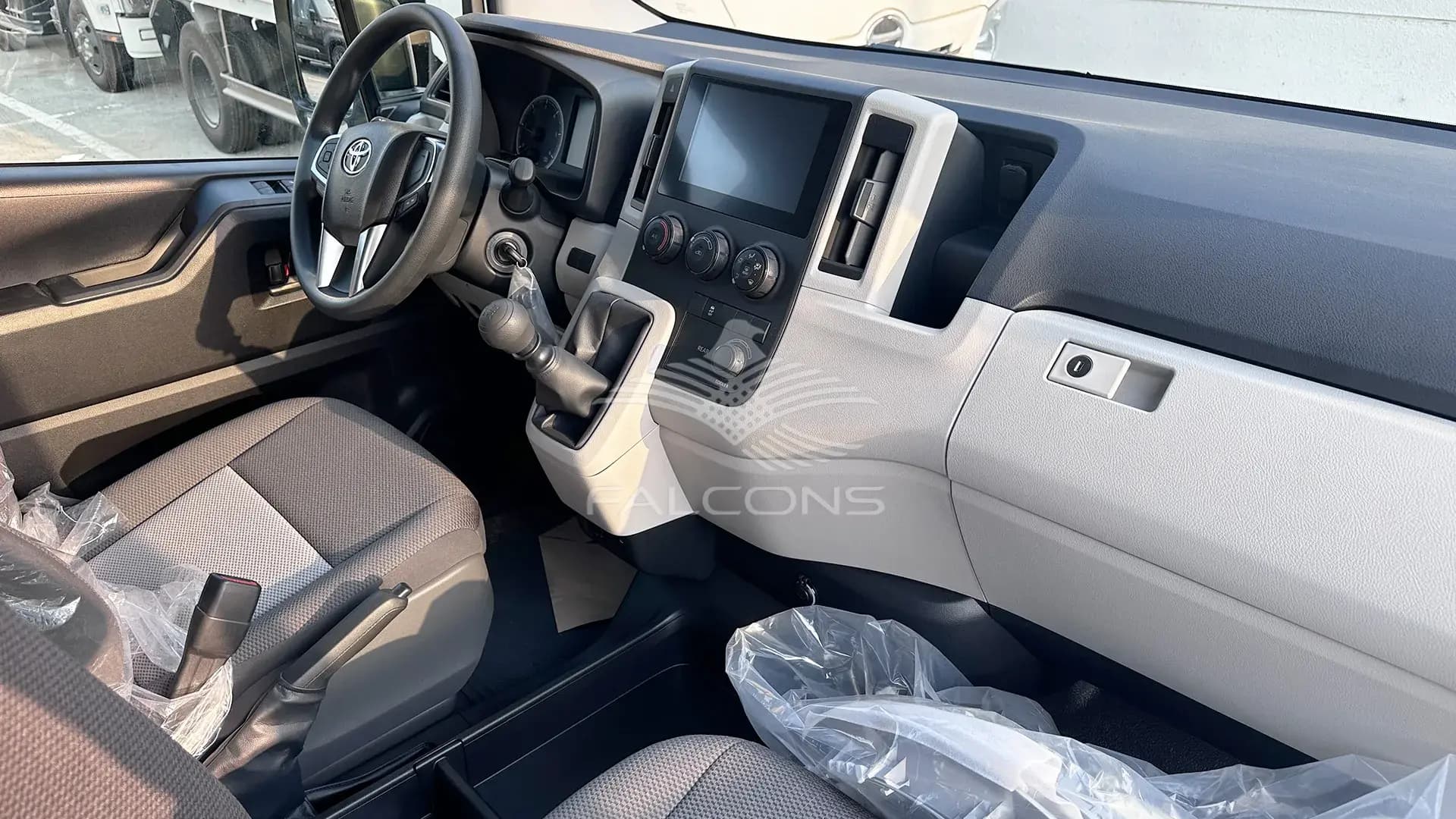2.8L 13STR PASSENGER BUS MT - Image 20