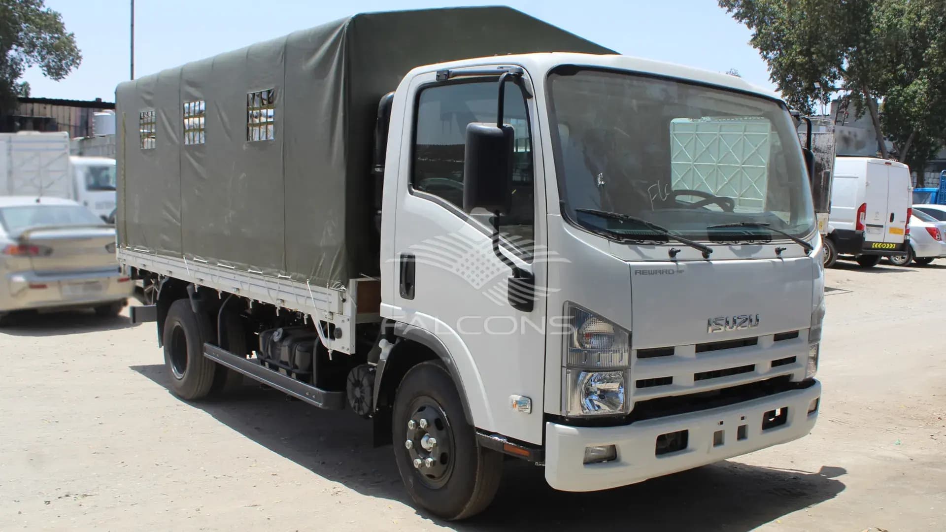 Troop Carrier w/ Cargo, Tarpaulin Roof cover & Benches MT - Image 5