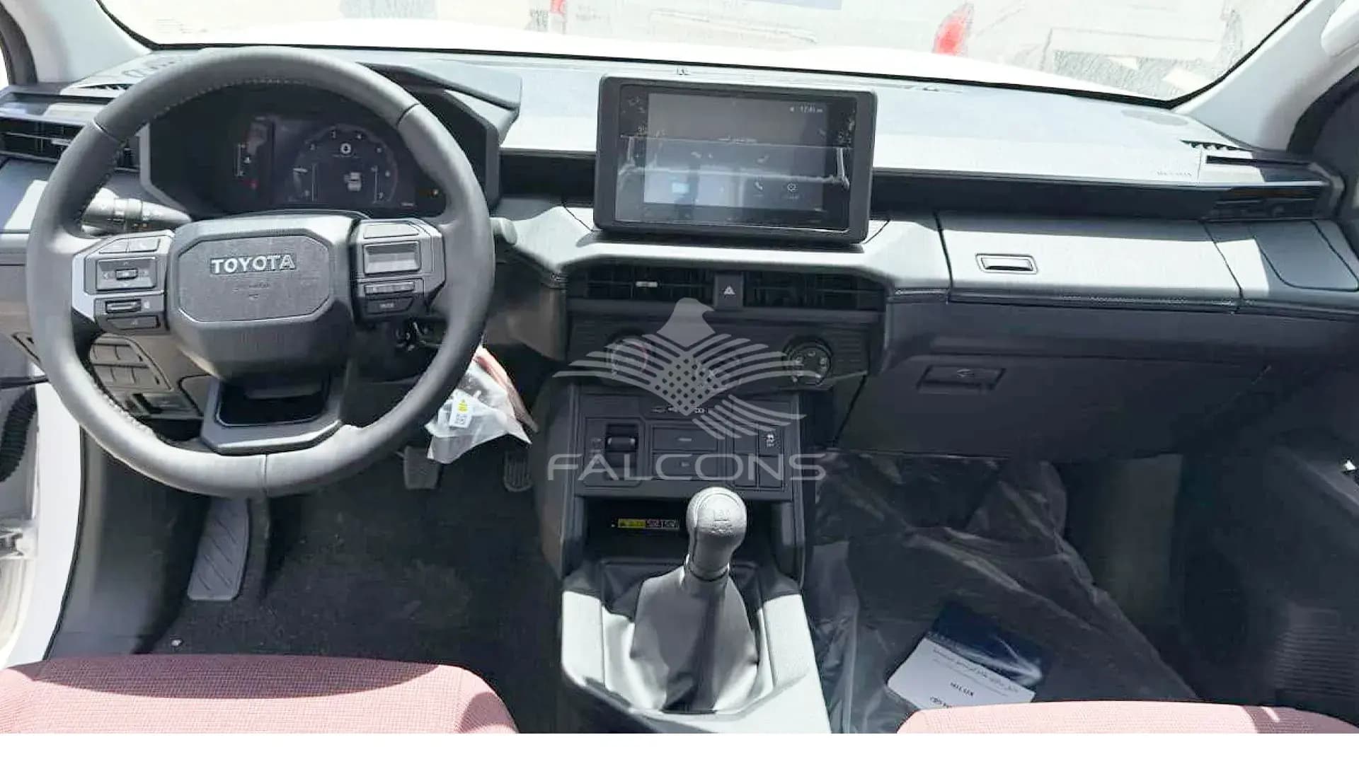2.7L P DC 4WD 5 SEATER F O 4X4 MT - Image 9