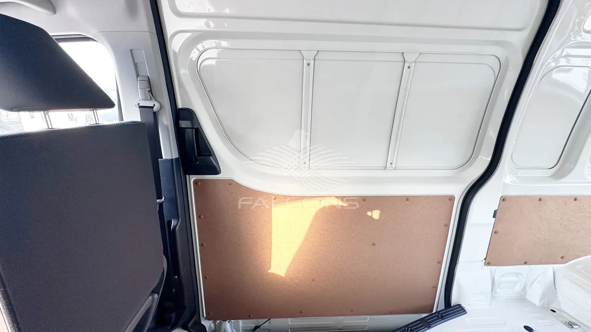 P/HGG23 3.5L 6 C High Roof Cargo AT - Image 20