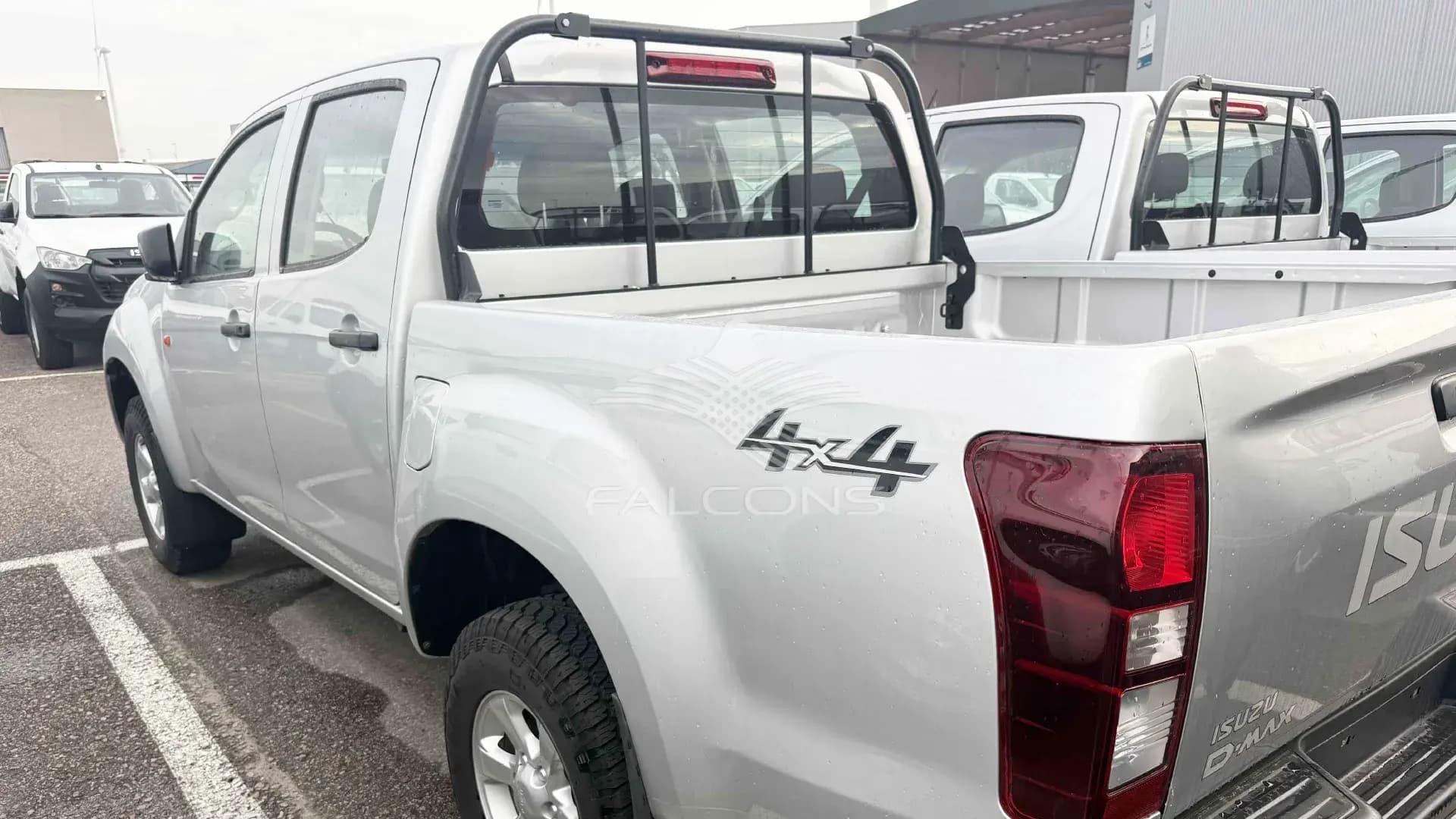 2.5L D C Mid 4X4 LHD GEN 6 E2 MT - Image 3